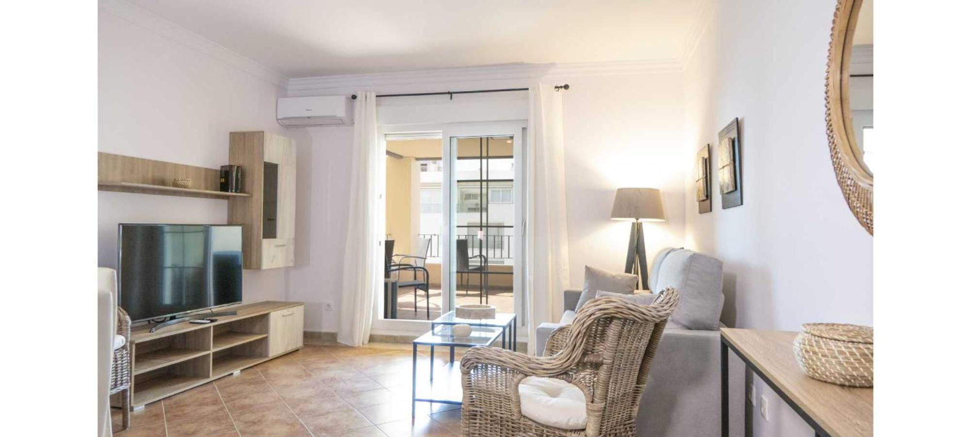 Apartamento con Balcón