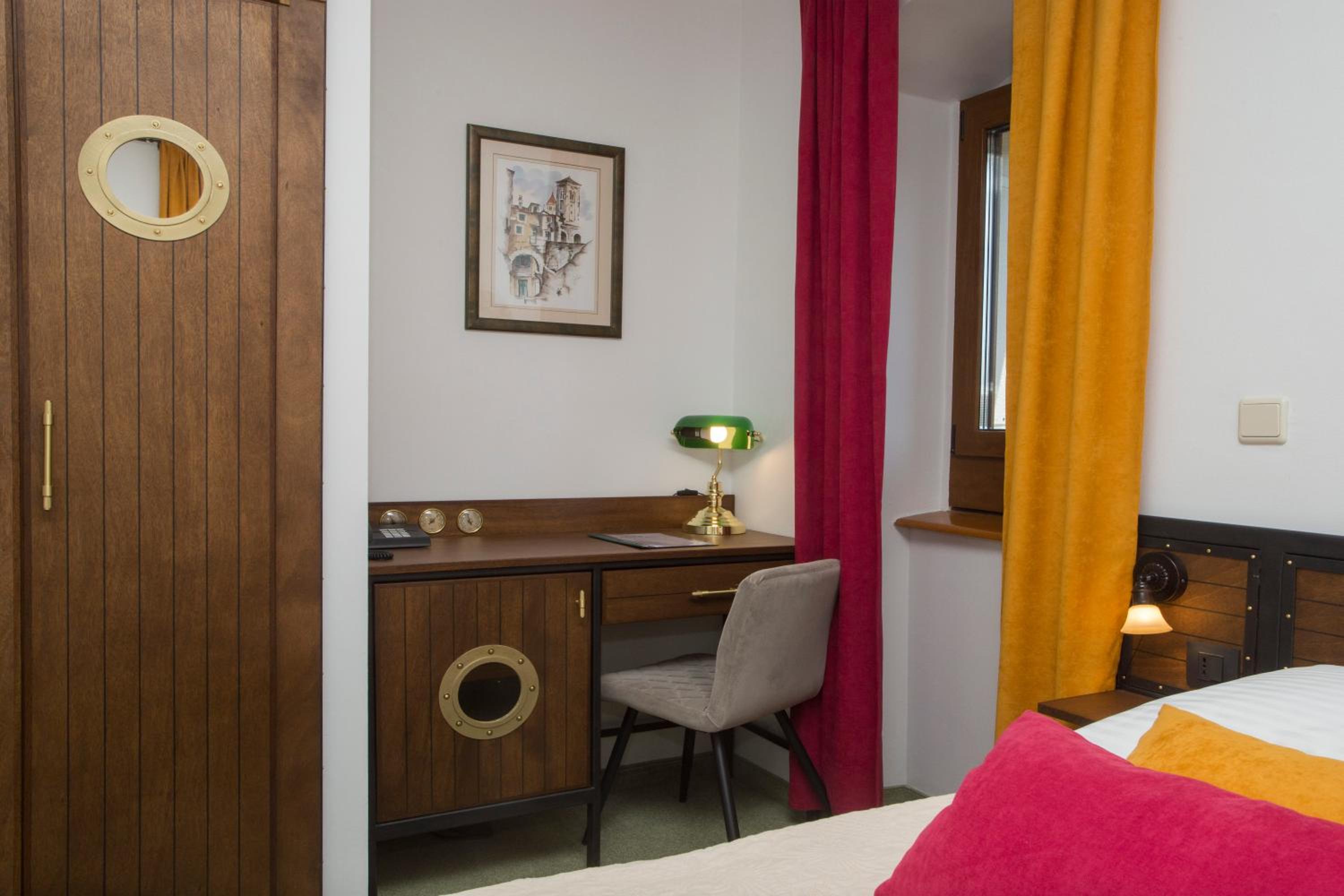 Double or Twin Room photo 1