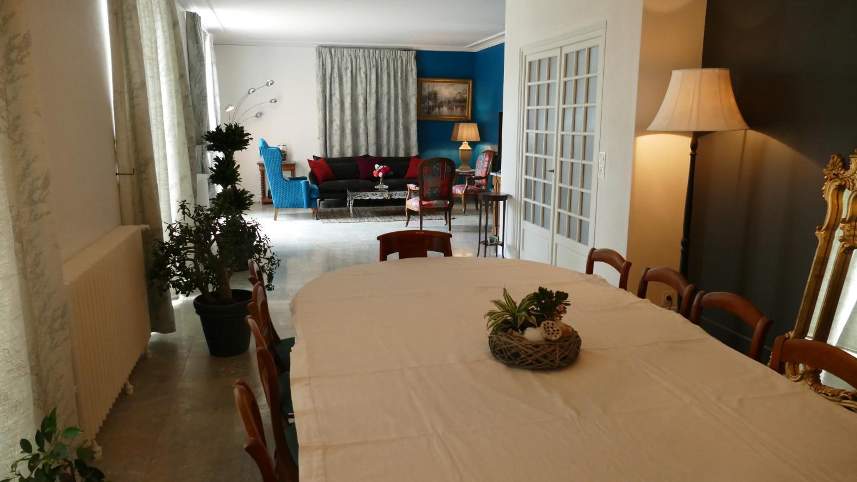 Family Room with Garden View - Photo 14