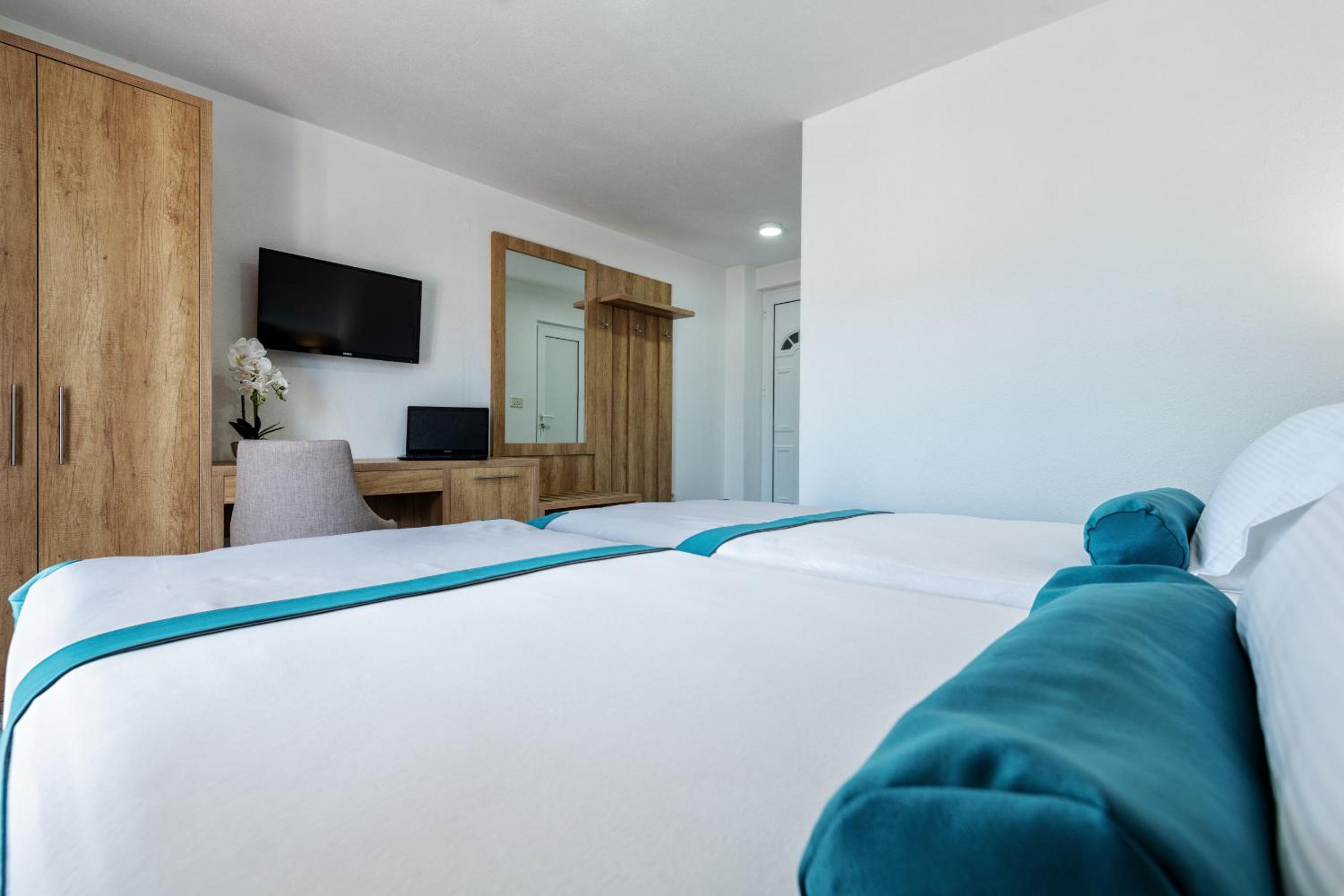 Single Room with Sea View