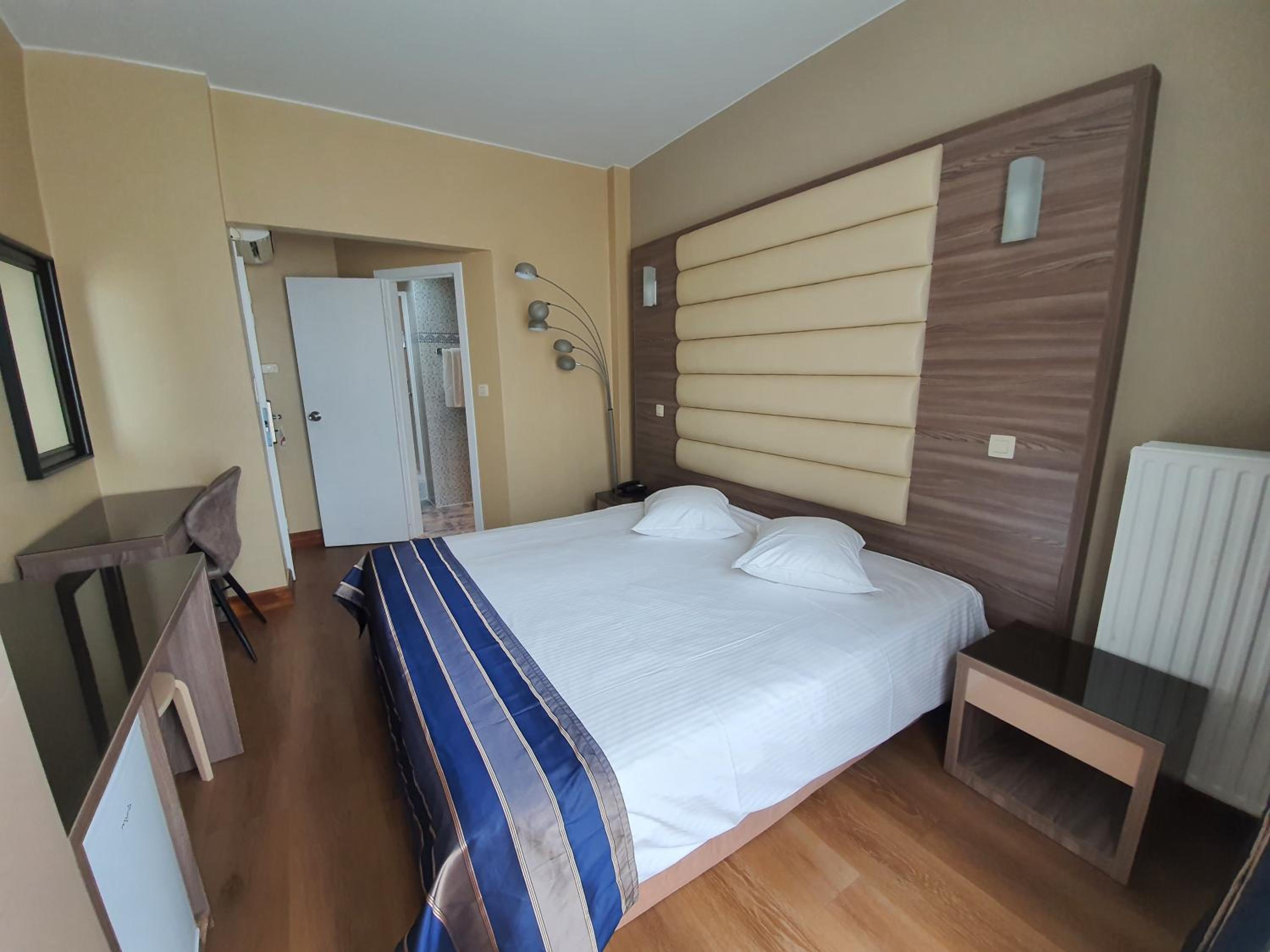 Superior Double Room - Photo 7