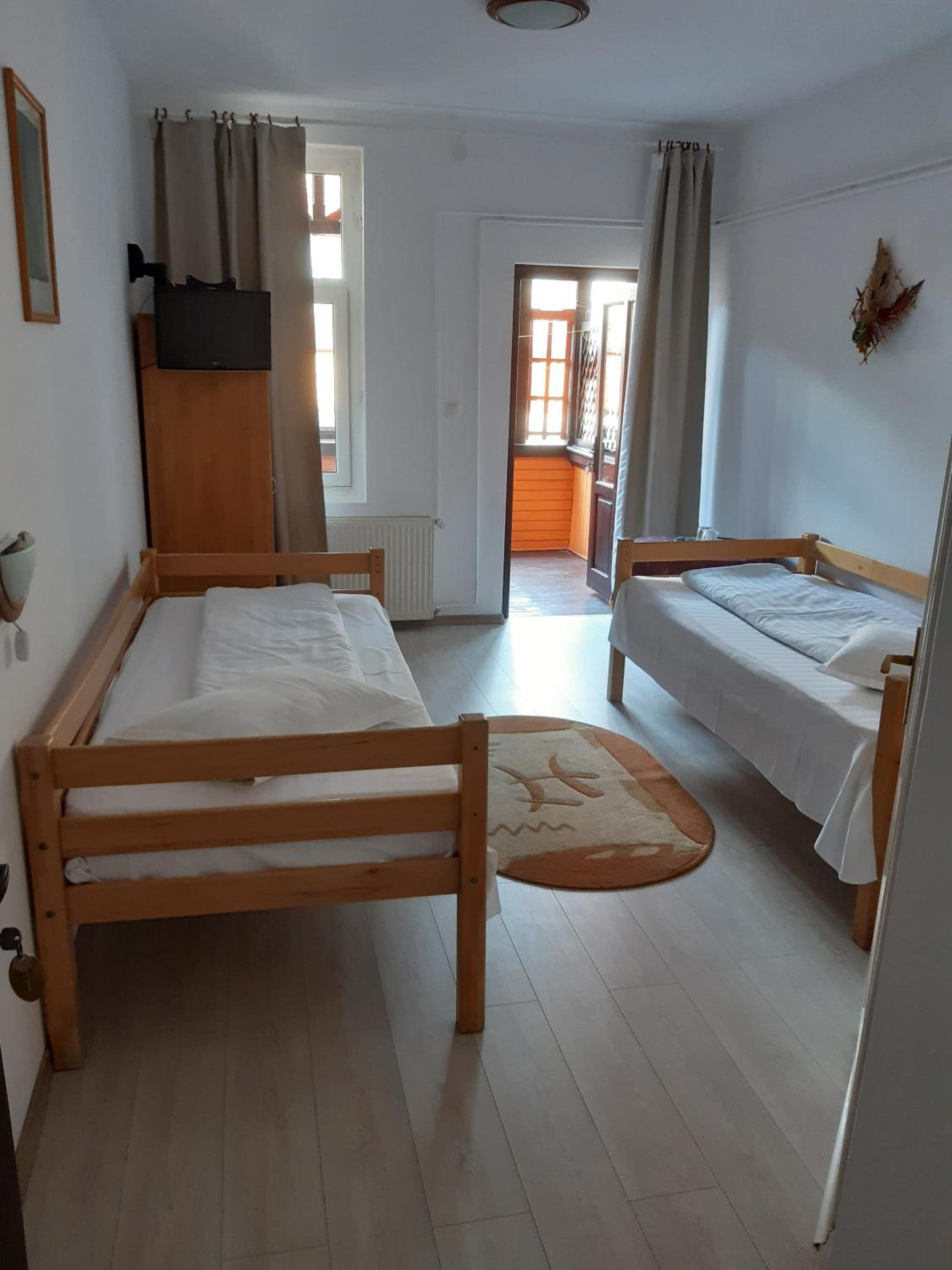 Twin Room with Terrace photo 2