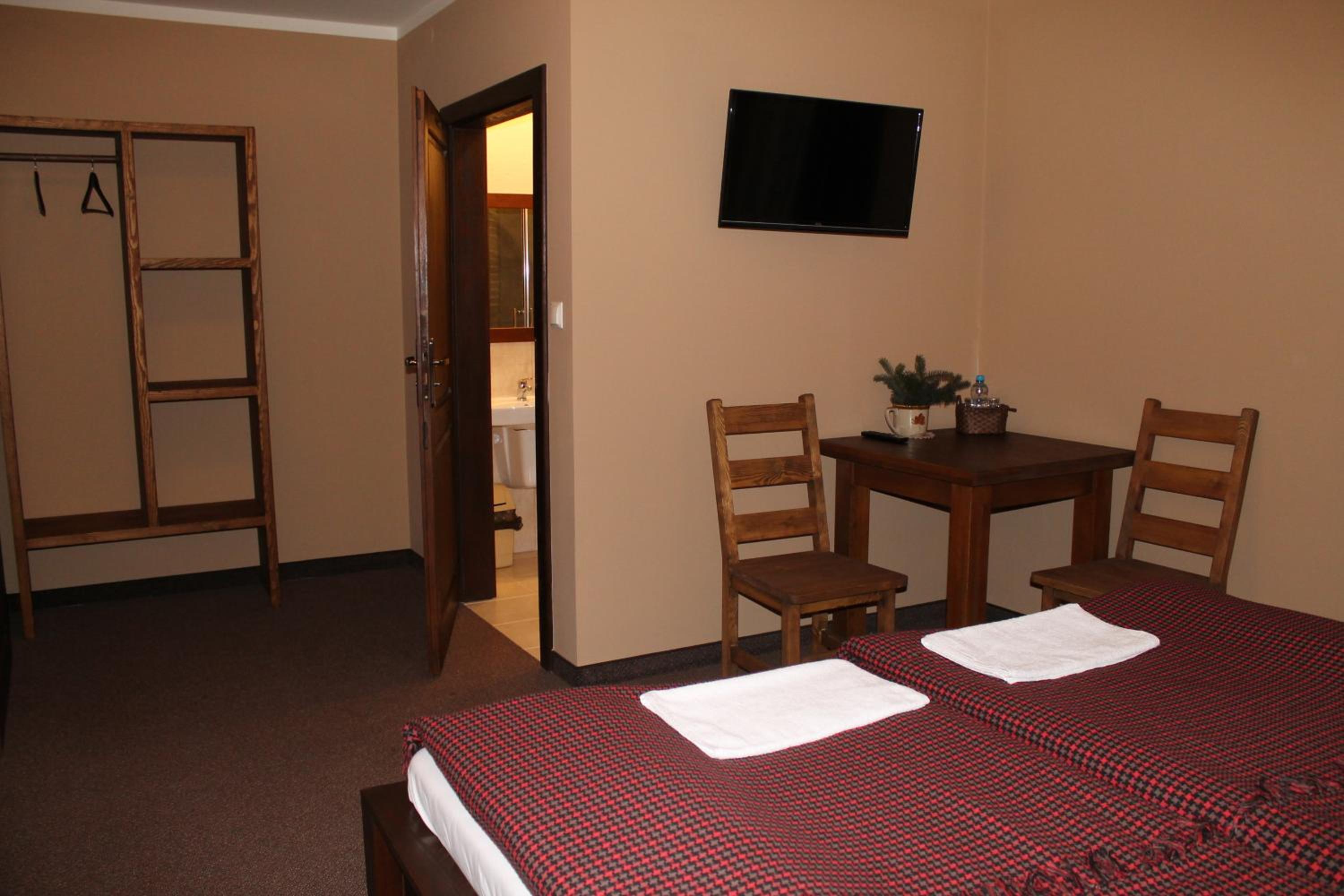 Double or Twin Room photo 3