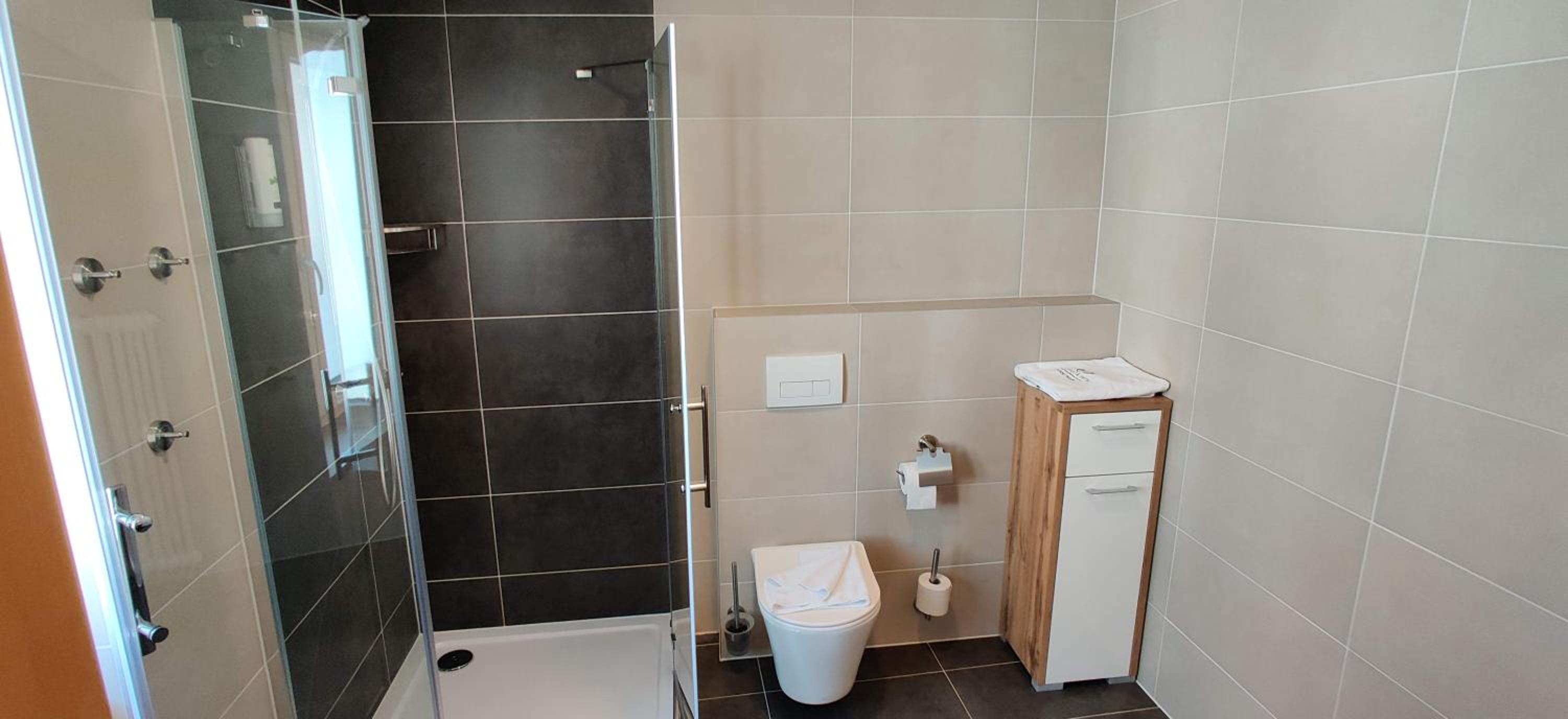 Quadruple Room - Photo 4