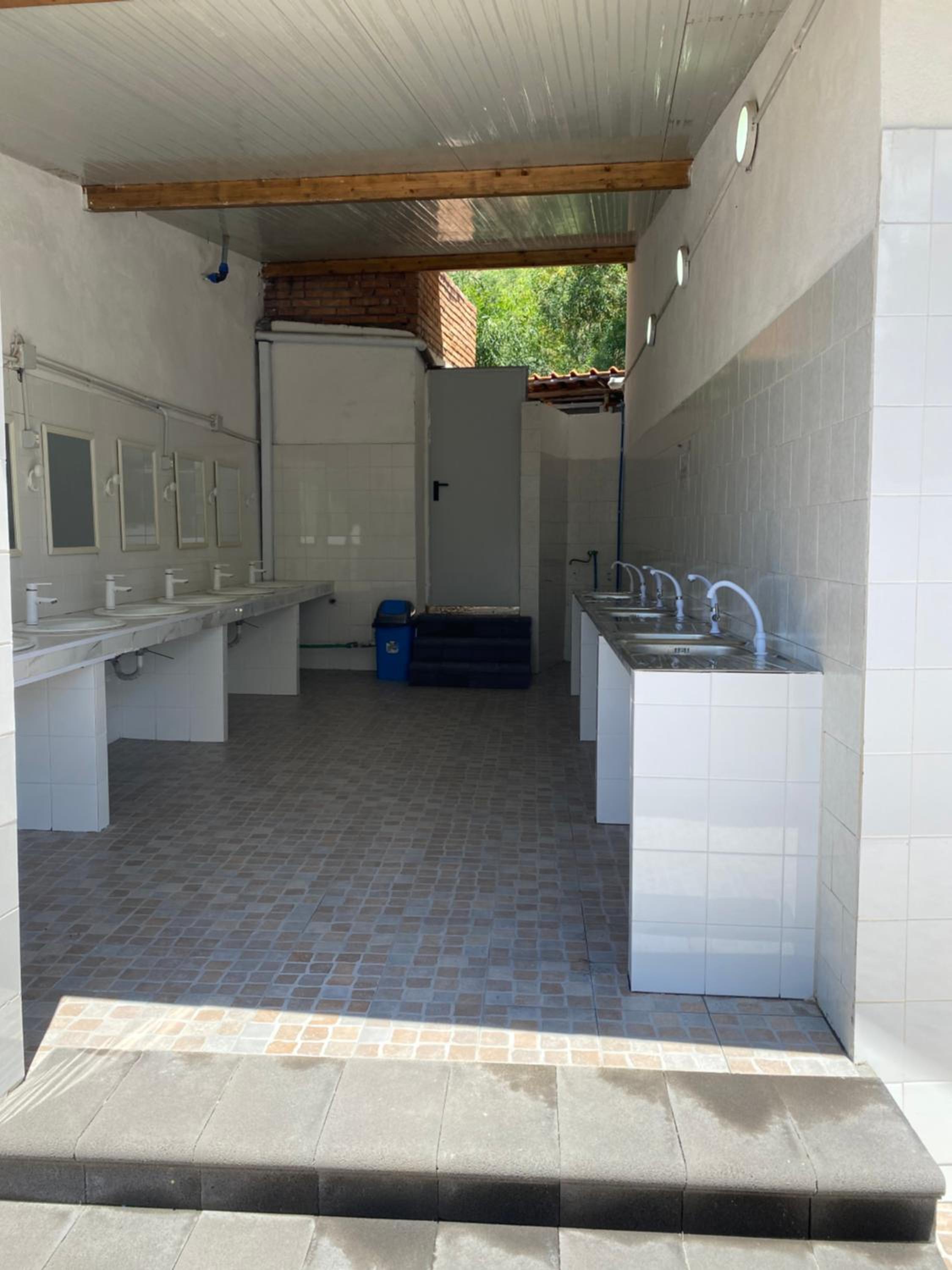 Mobile Home photo 3