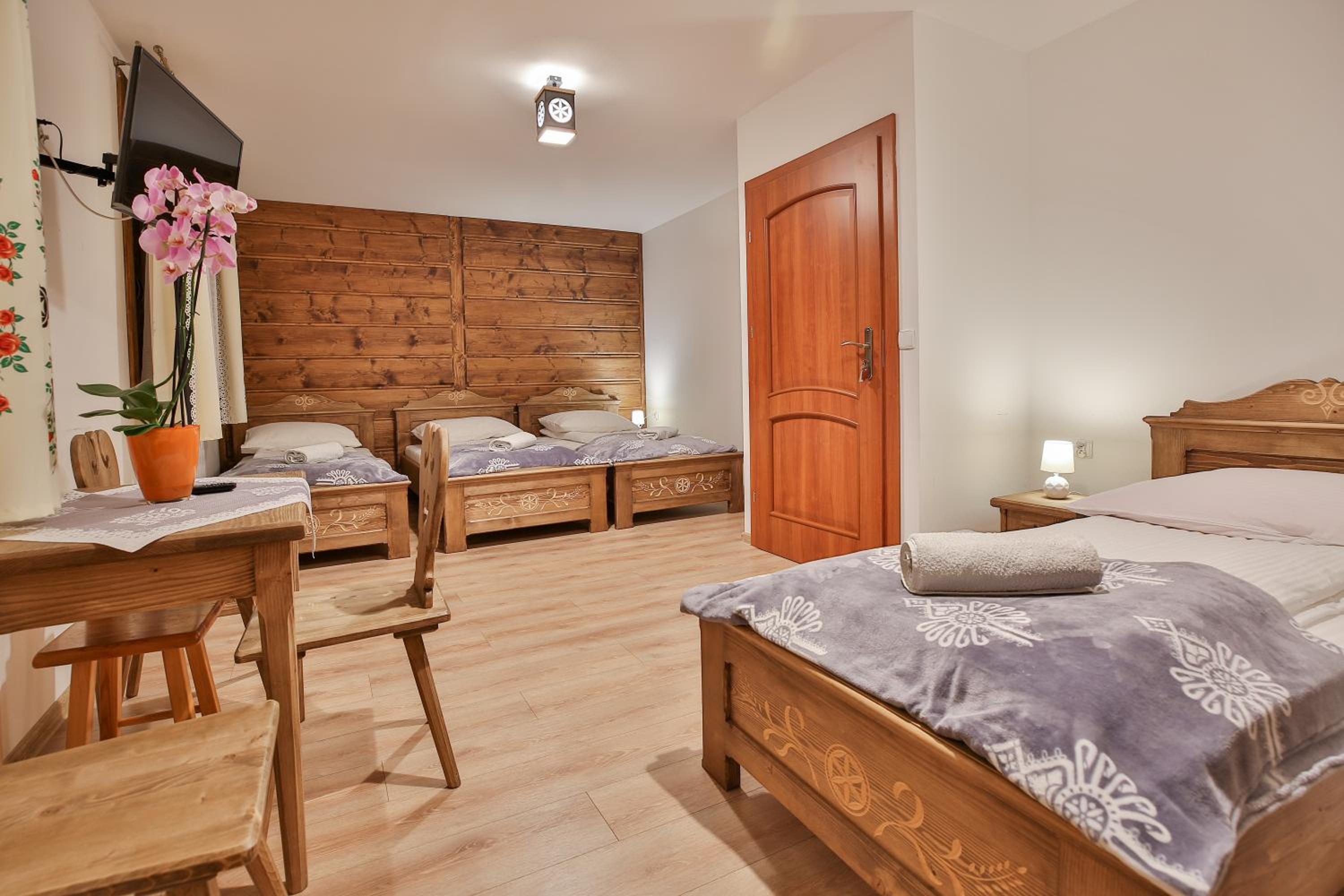Deluxe Quadruple Room - Photo 5