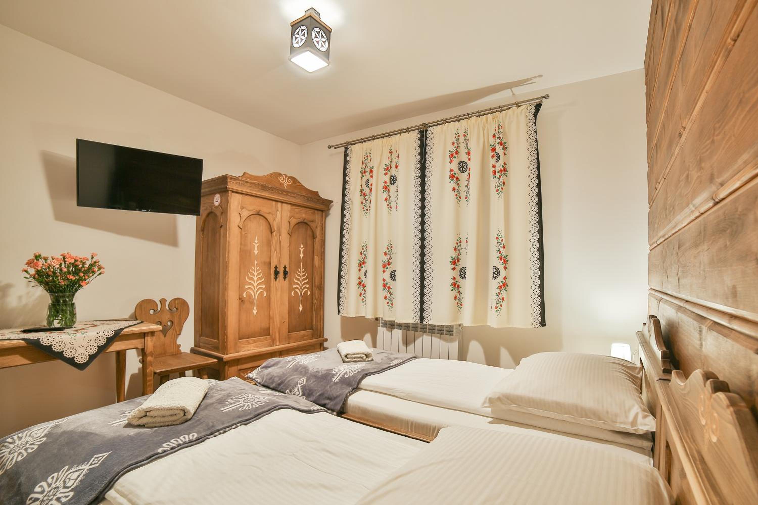 Deluxe Double Room - Photo 4