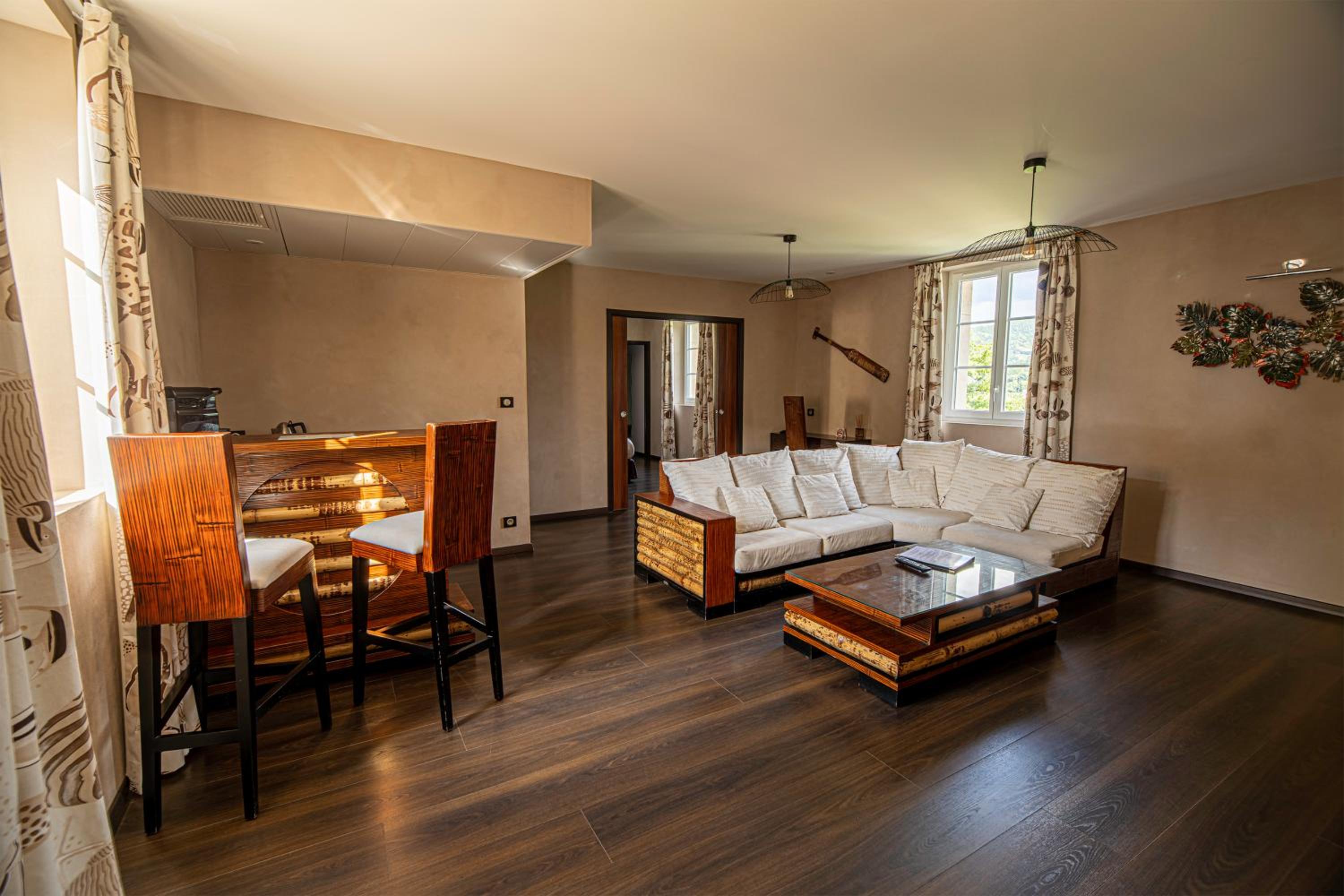 Prestige Suite - Photo 1