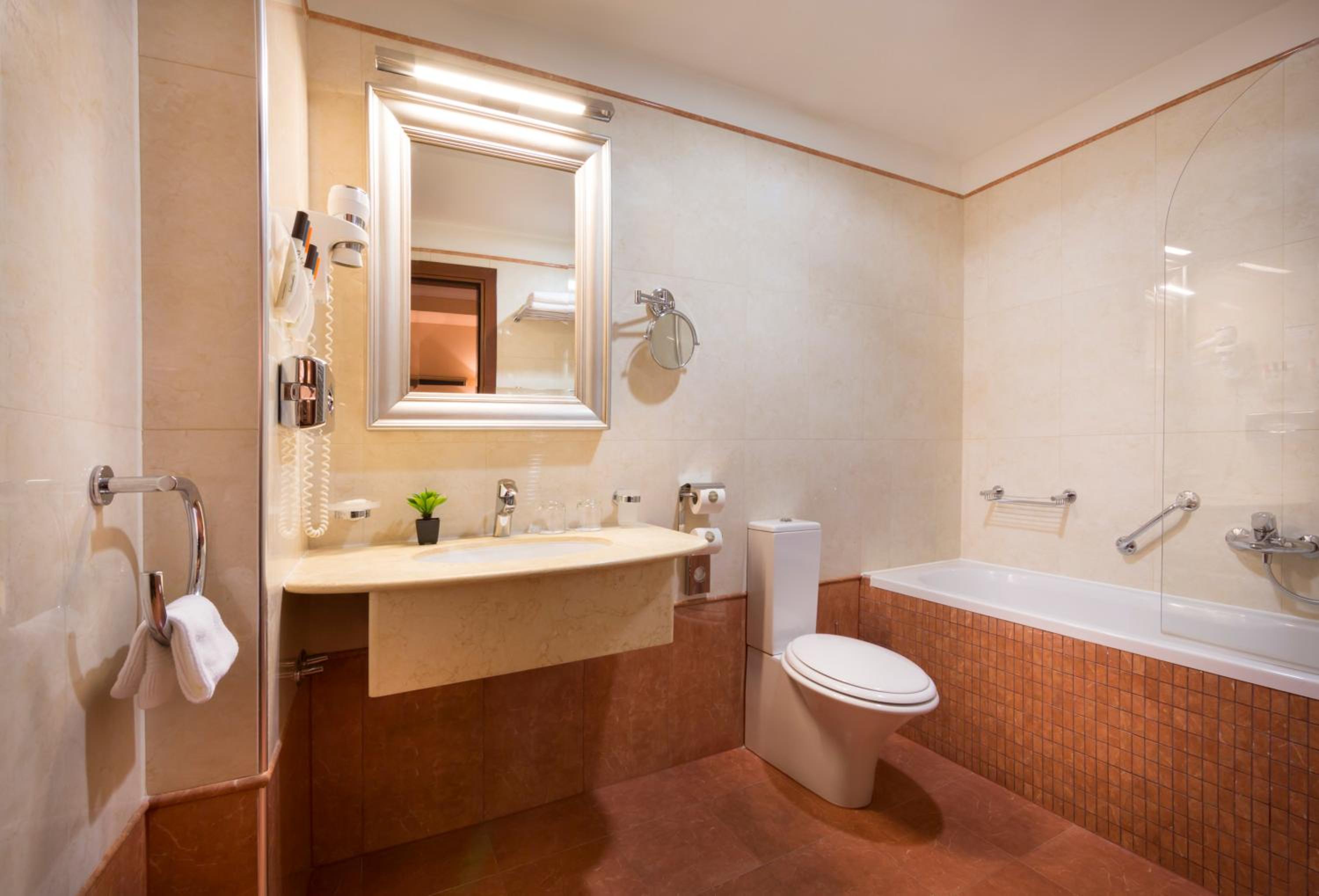 Double King Room - Photo 8