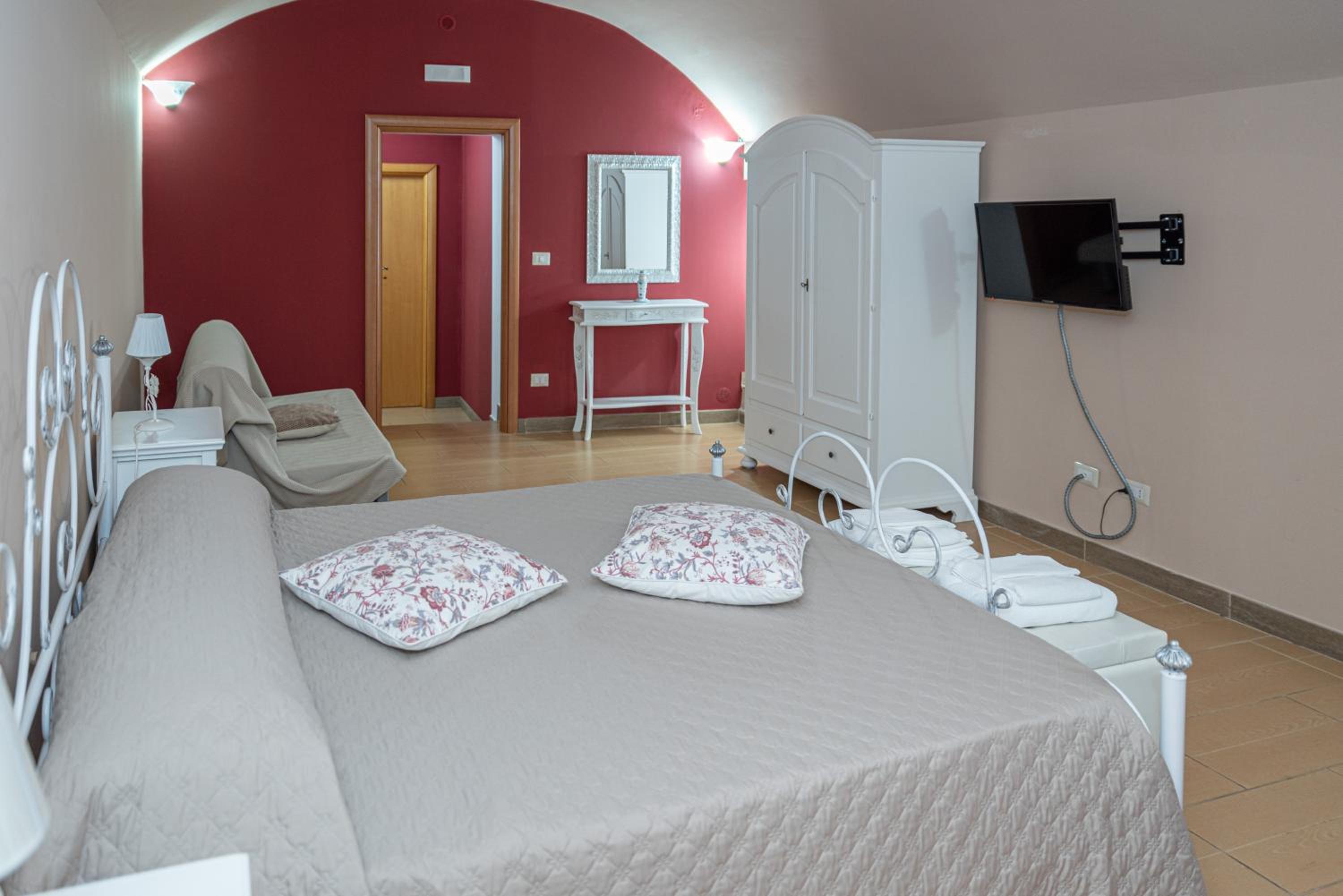 Double Room with Private Bathroom photo 1