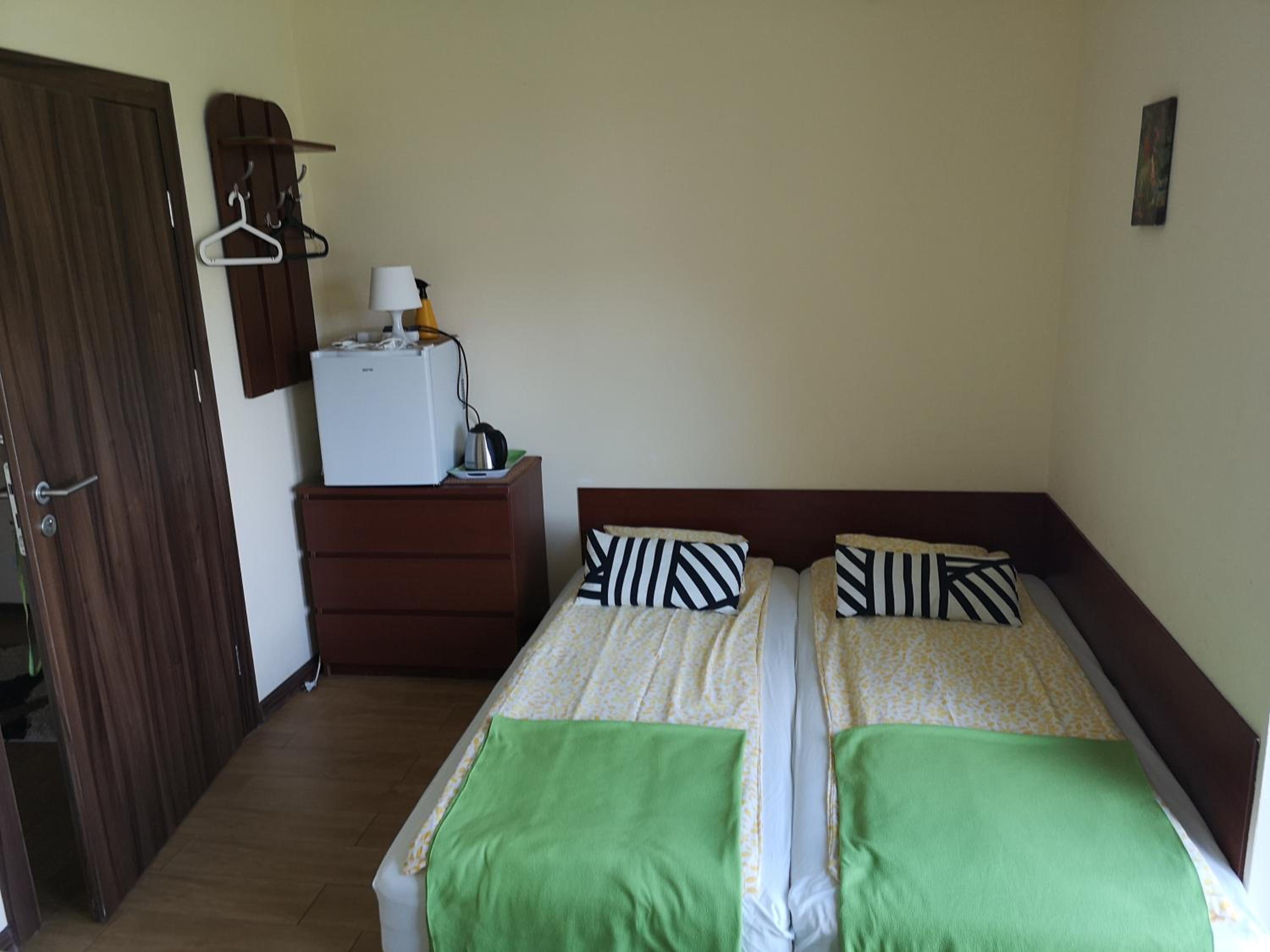 Double Room with Balcony (2 Adults + 1 Child) photo 3
