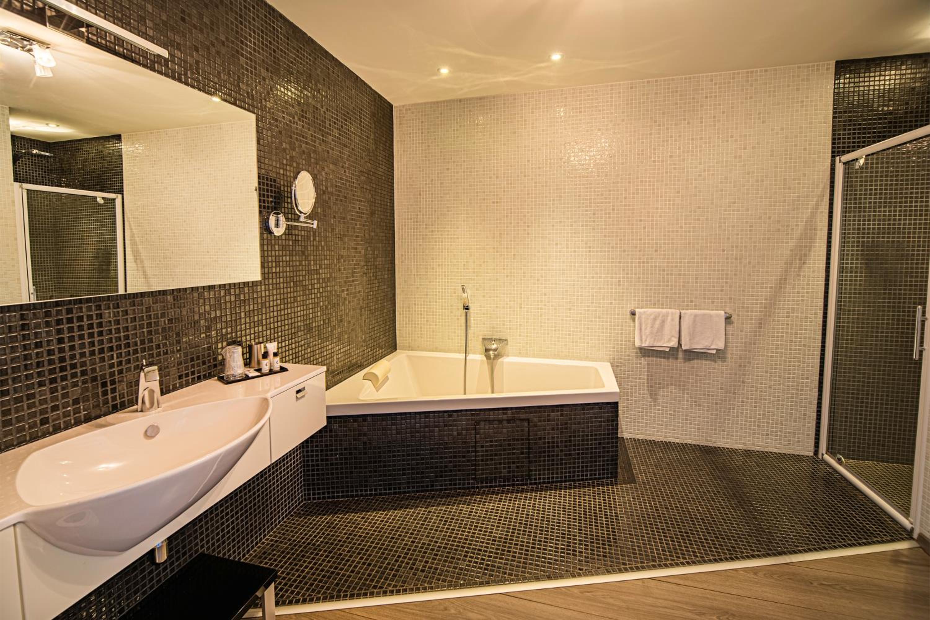 Junior Suite - Photo 3