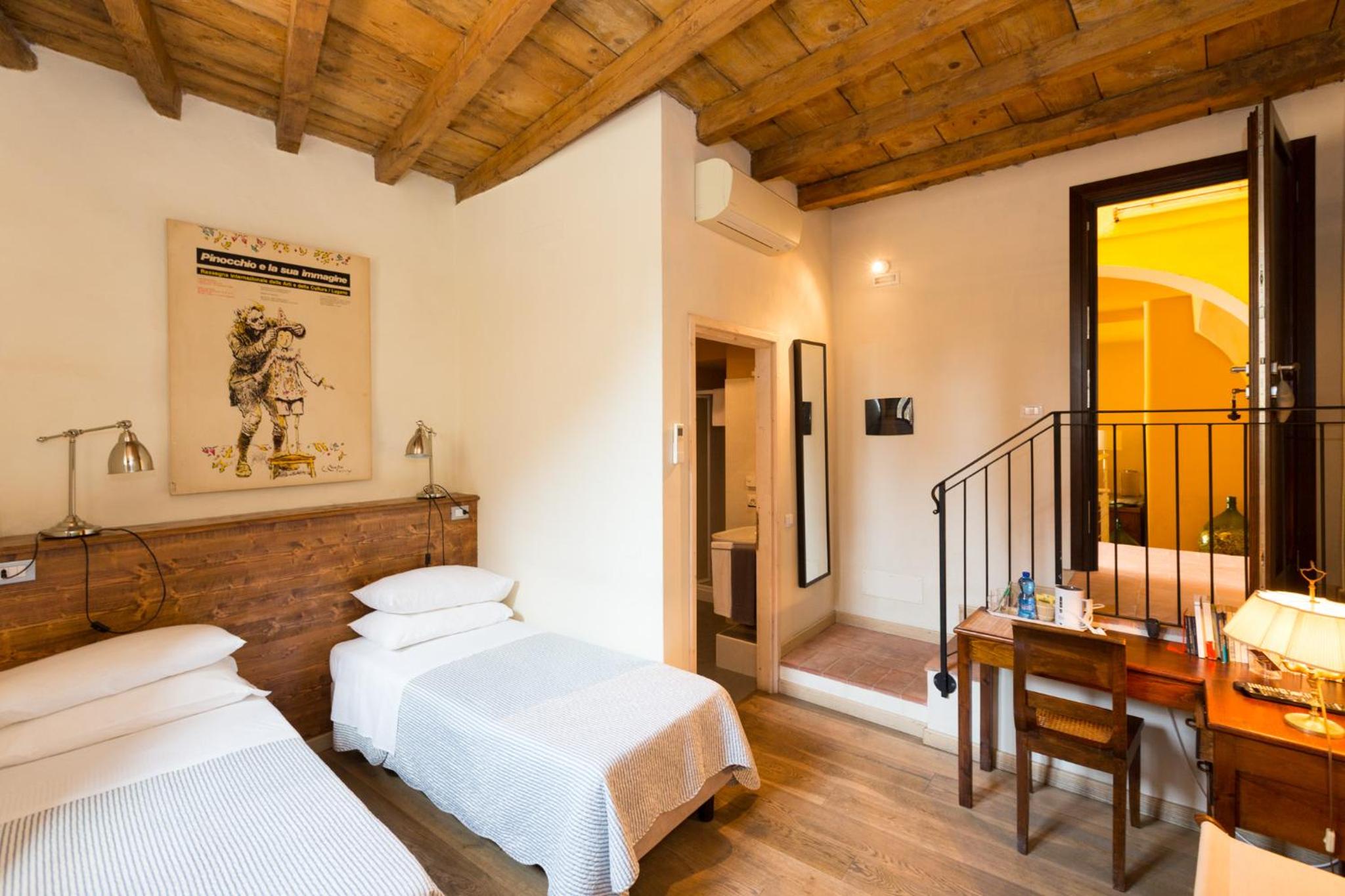 Double or Twin Room photo 3