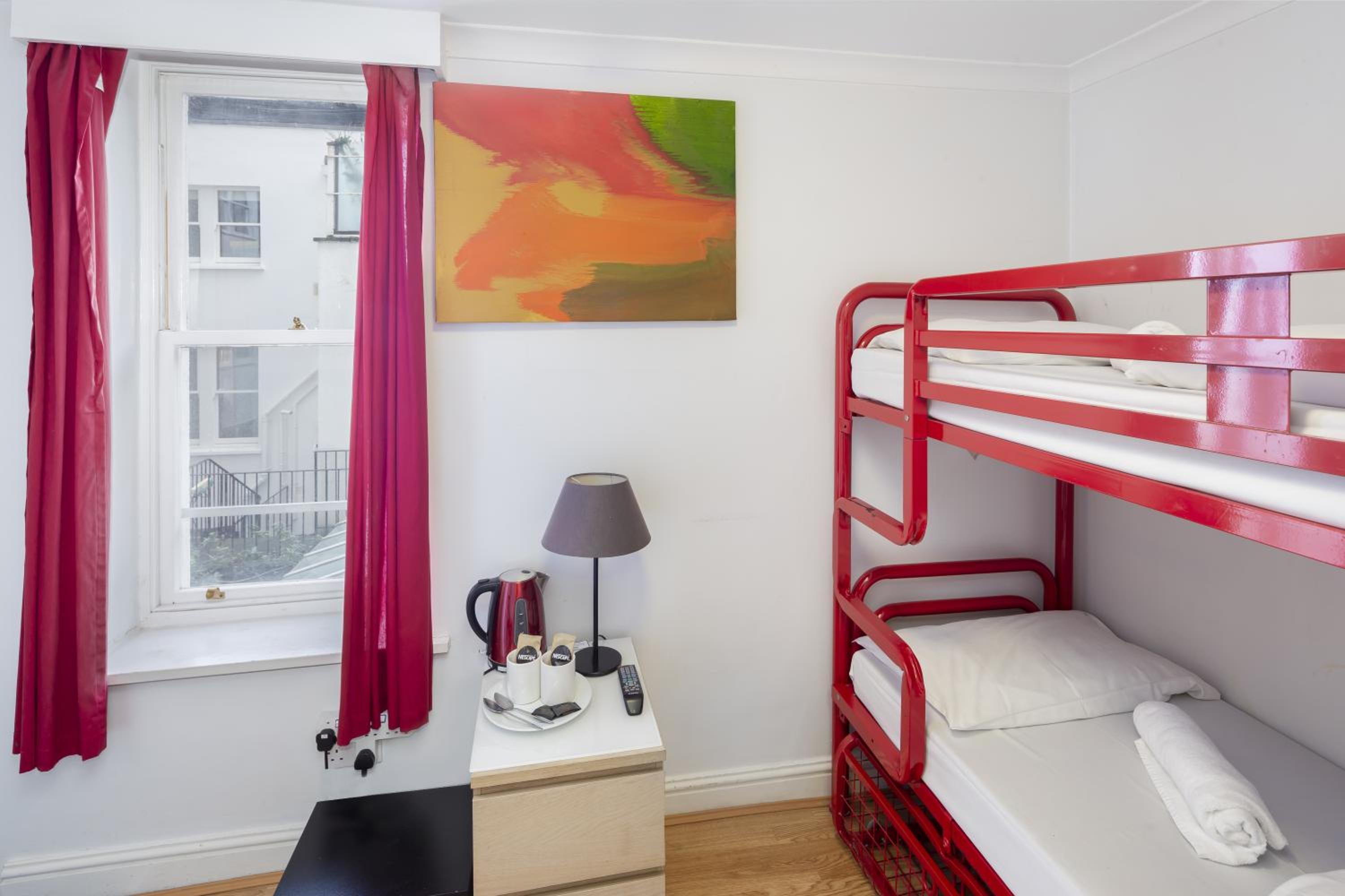 Twin Room Ensuite photo 2