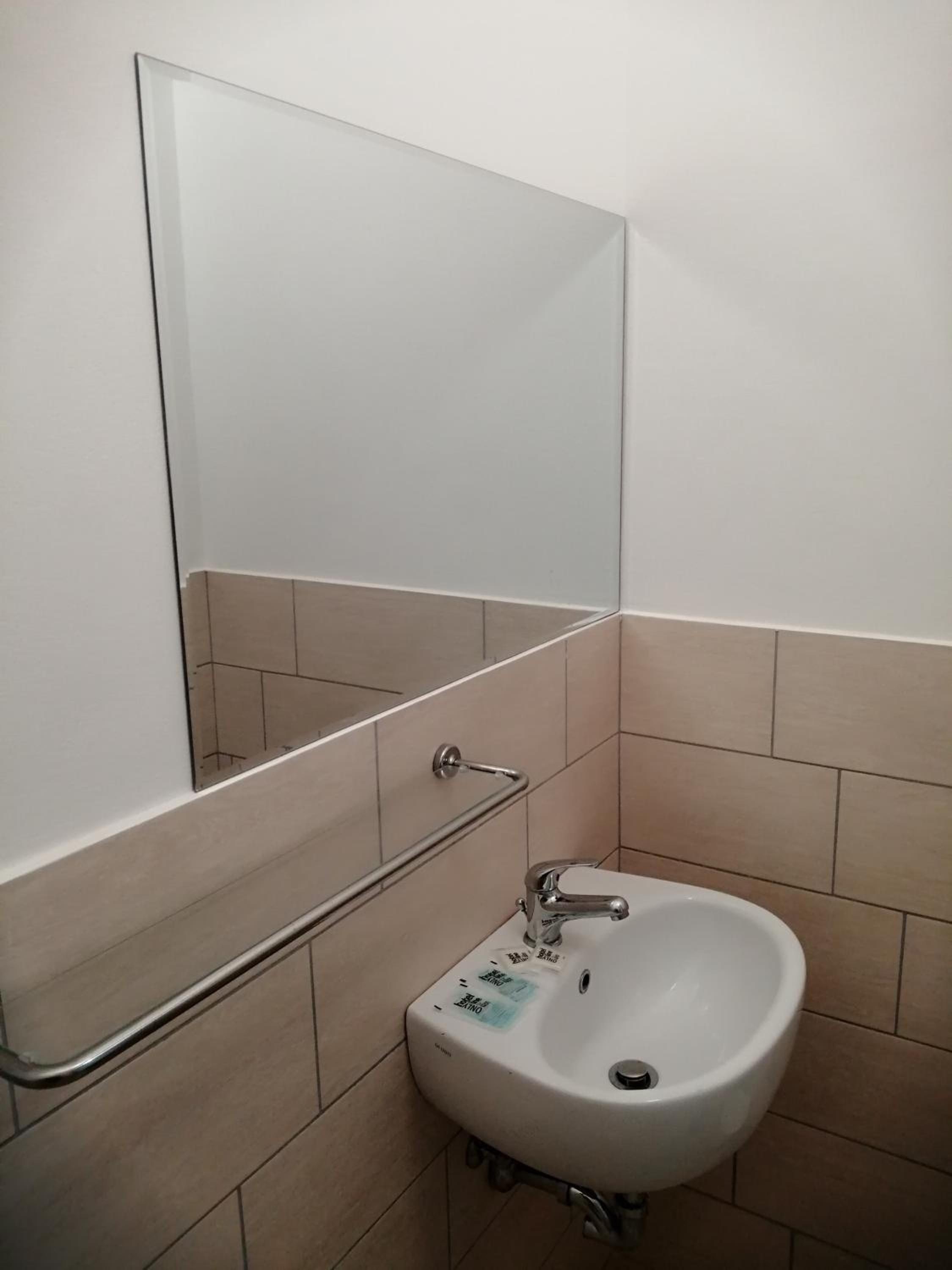 Double or Twin Room - Photo 11
