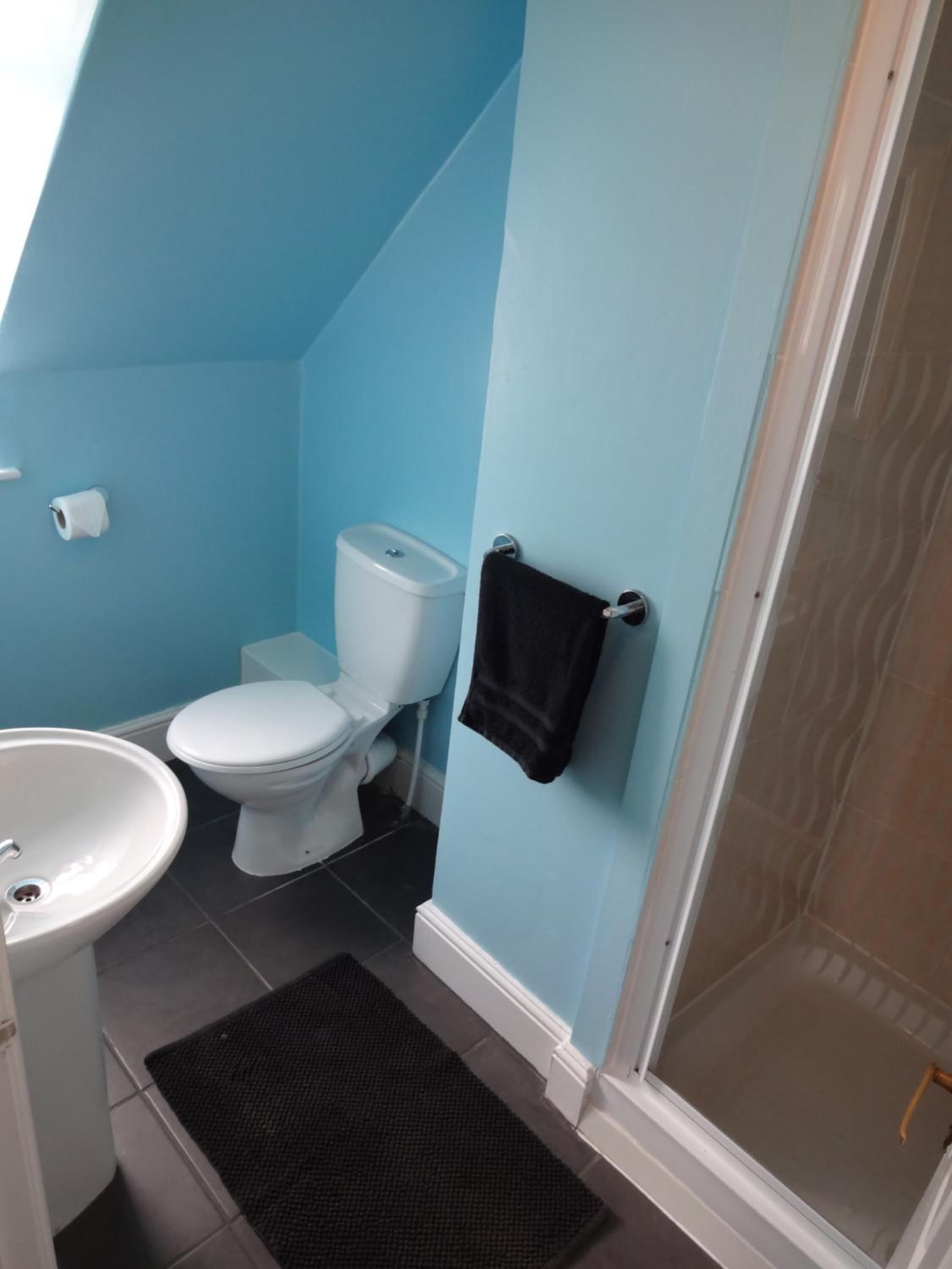 Standard Twin Room photo 3