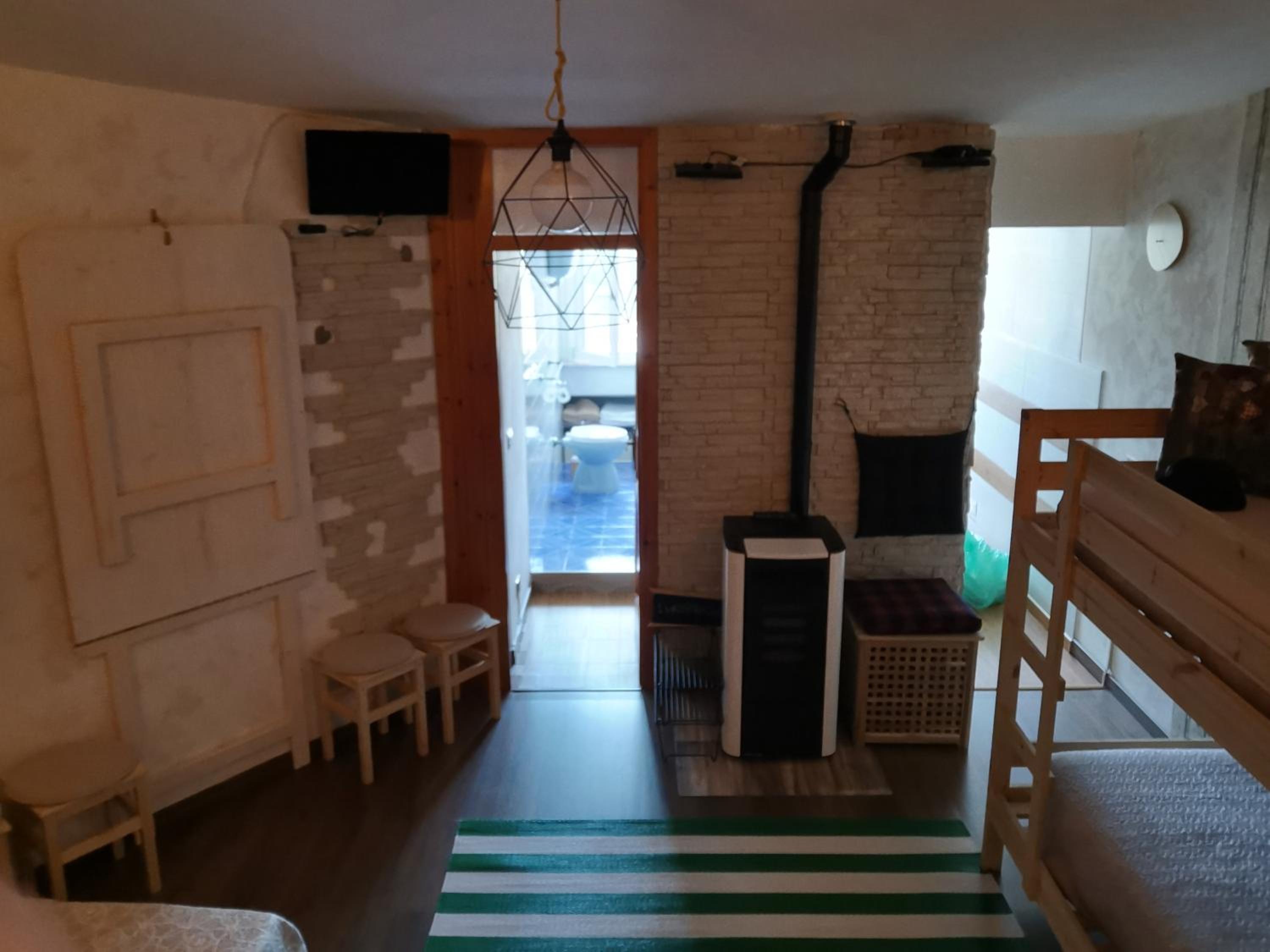 One-Bedroom House