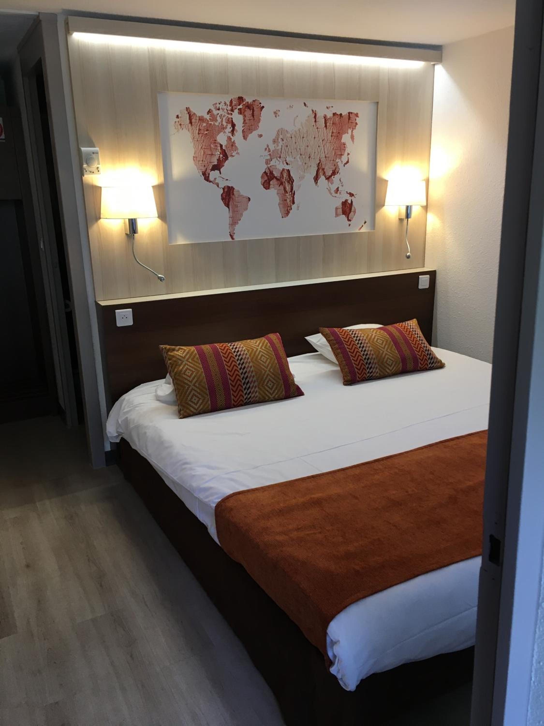 Double Room - Photo 2