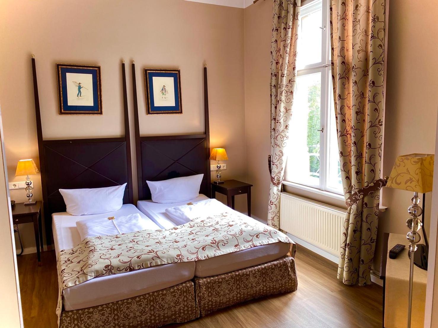 Double Room - Photo 3