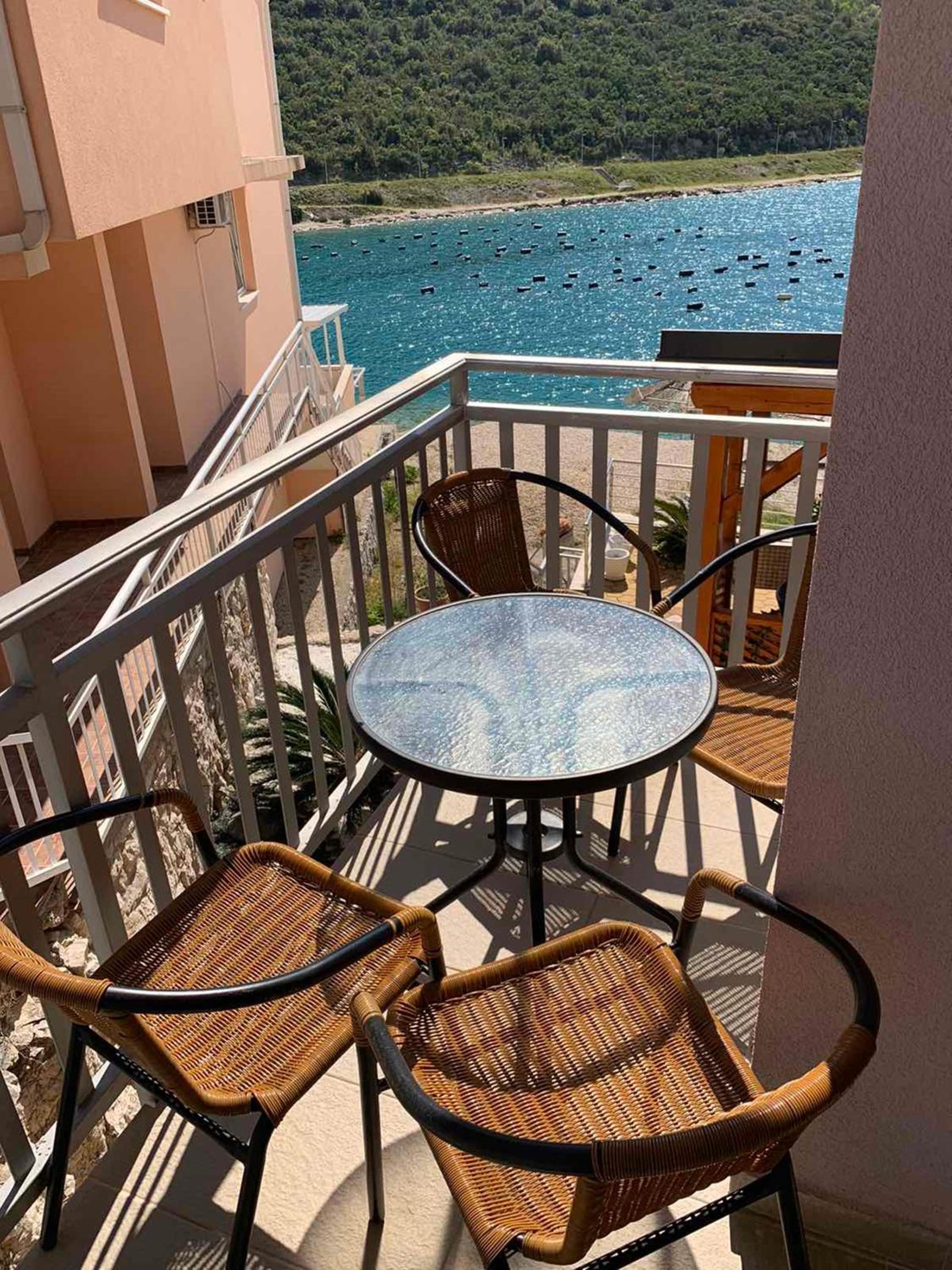 One Bedroom Apartment