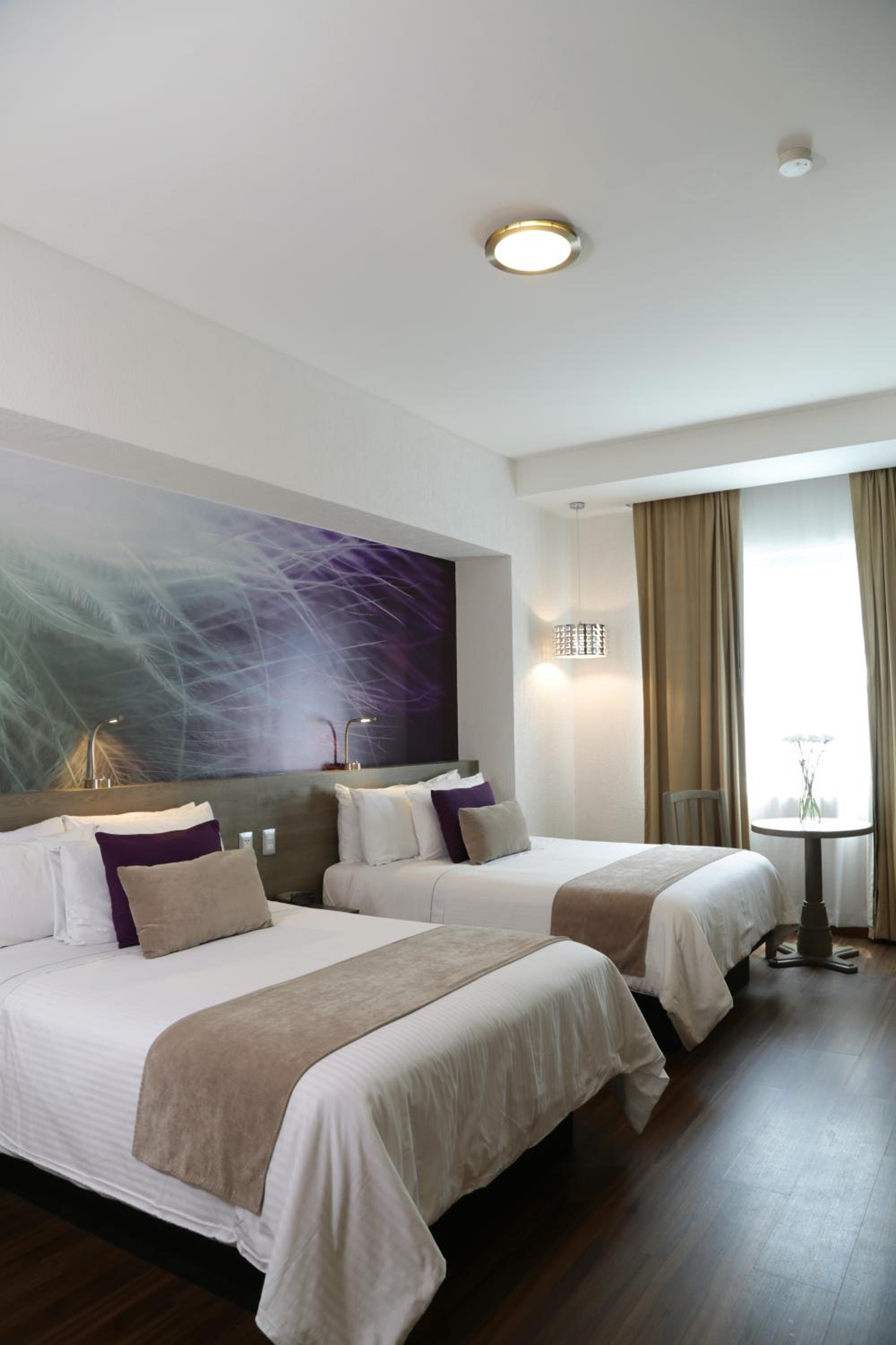 Superior Room with Two Double Beds - Photo 10