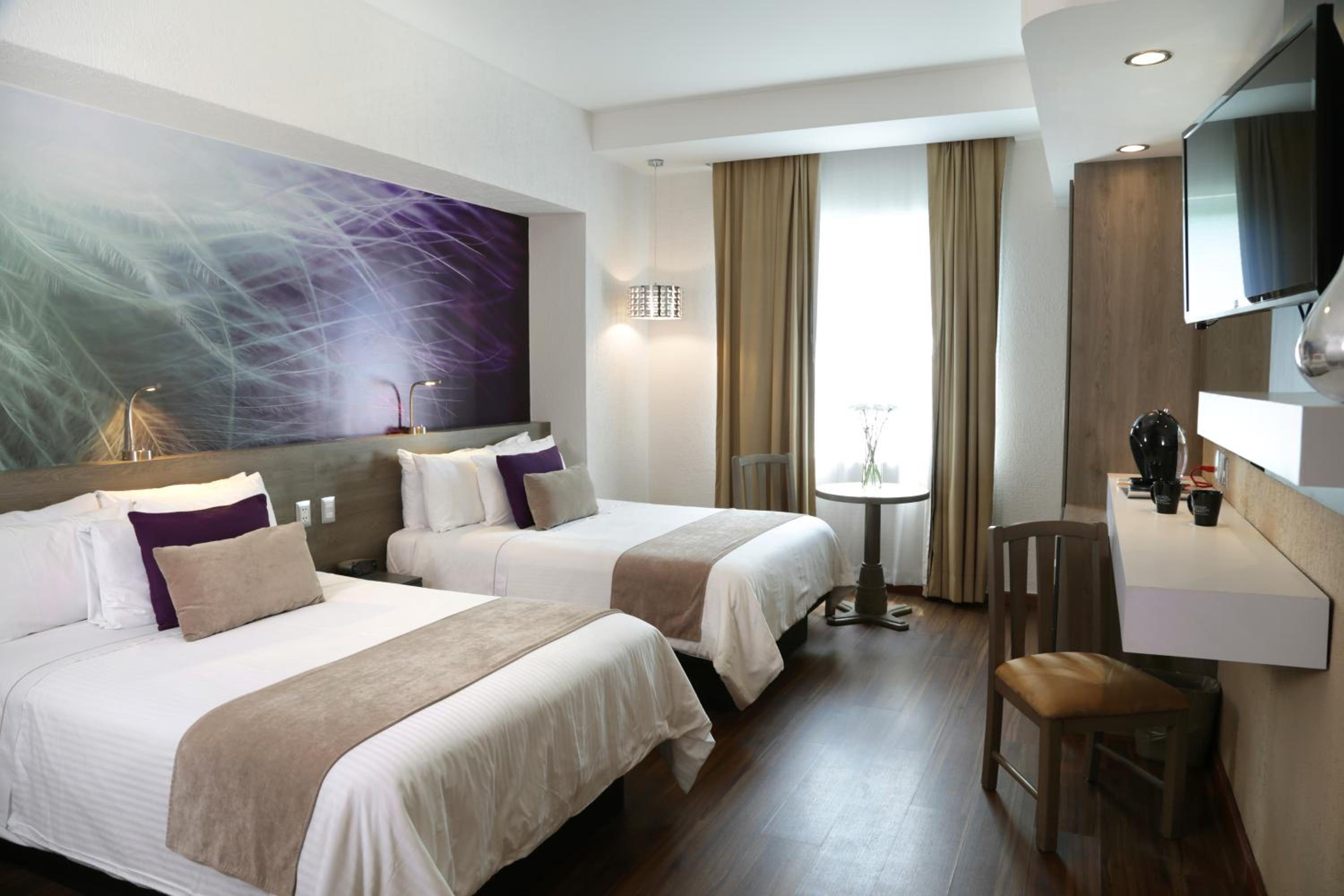 Superior Room with Two Double Beds - Photo 11