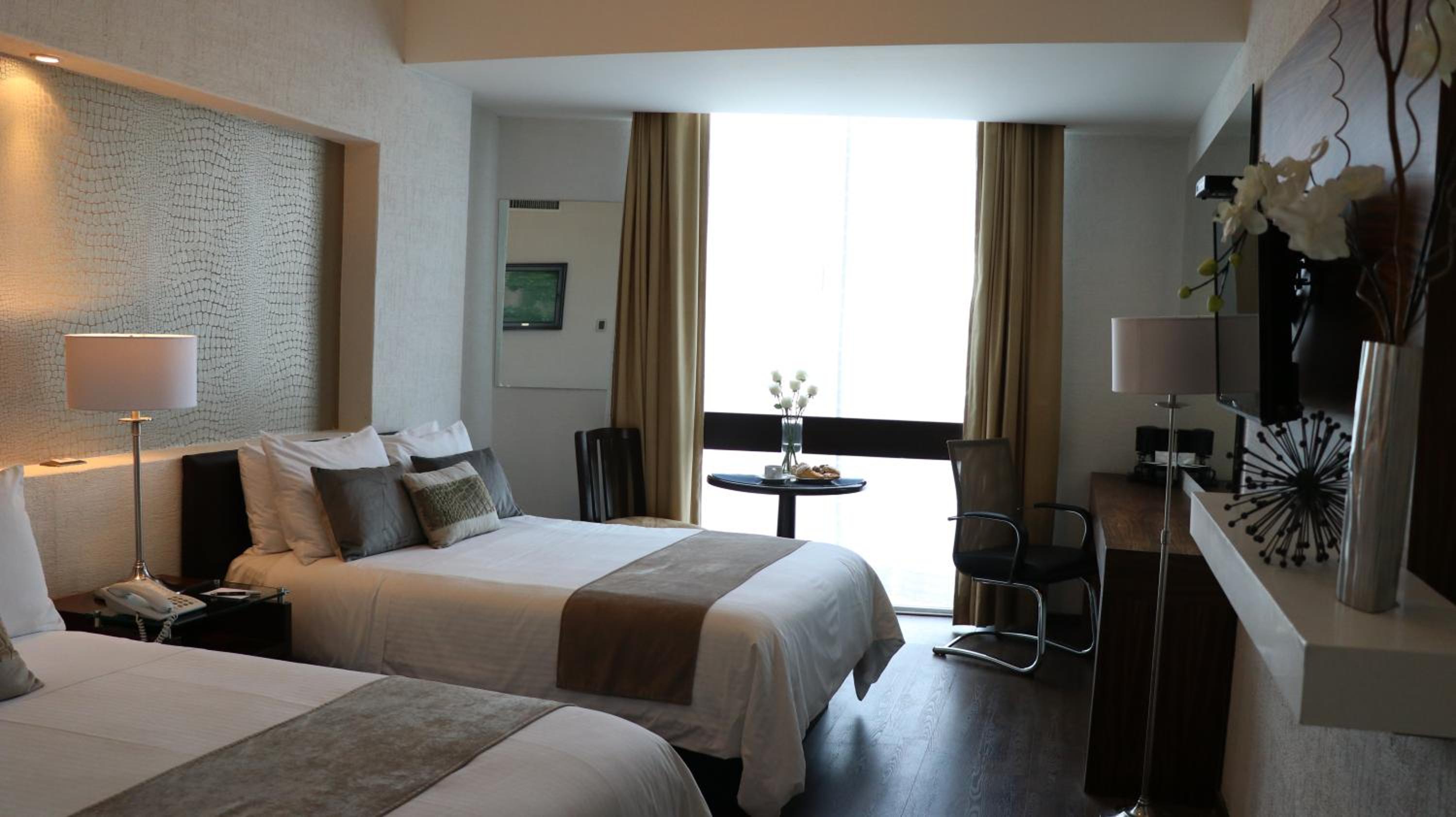 Superior Room with Two Double Beds - Photo 20