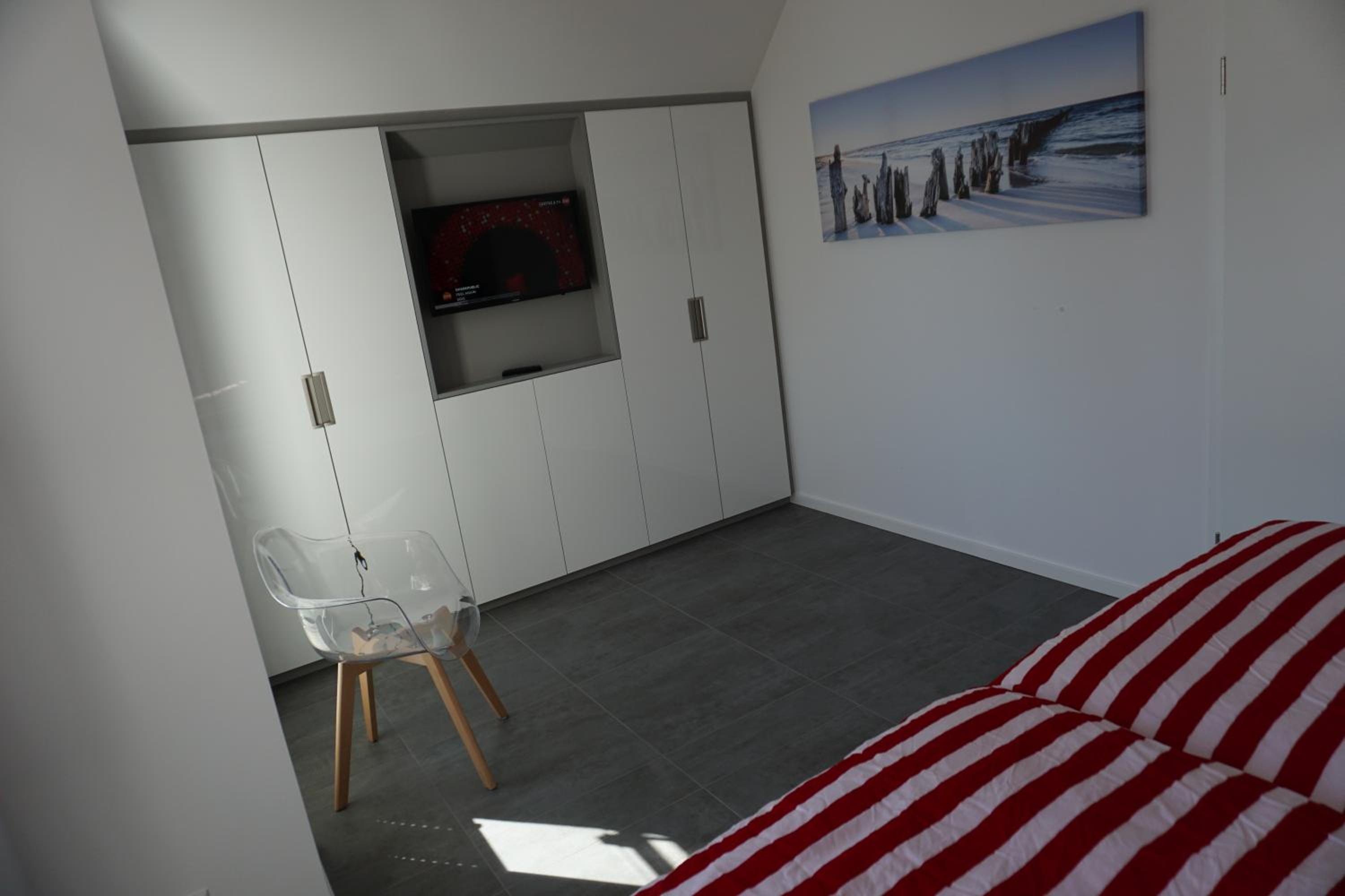 Two-Bedroom House photo 1