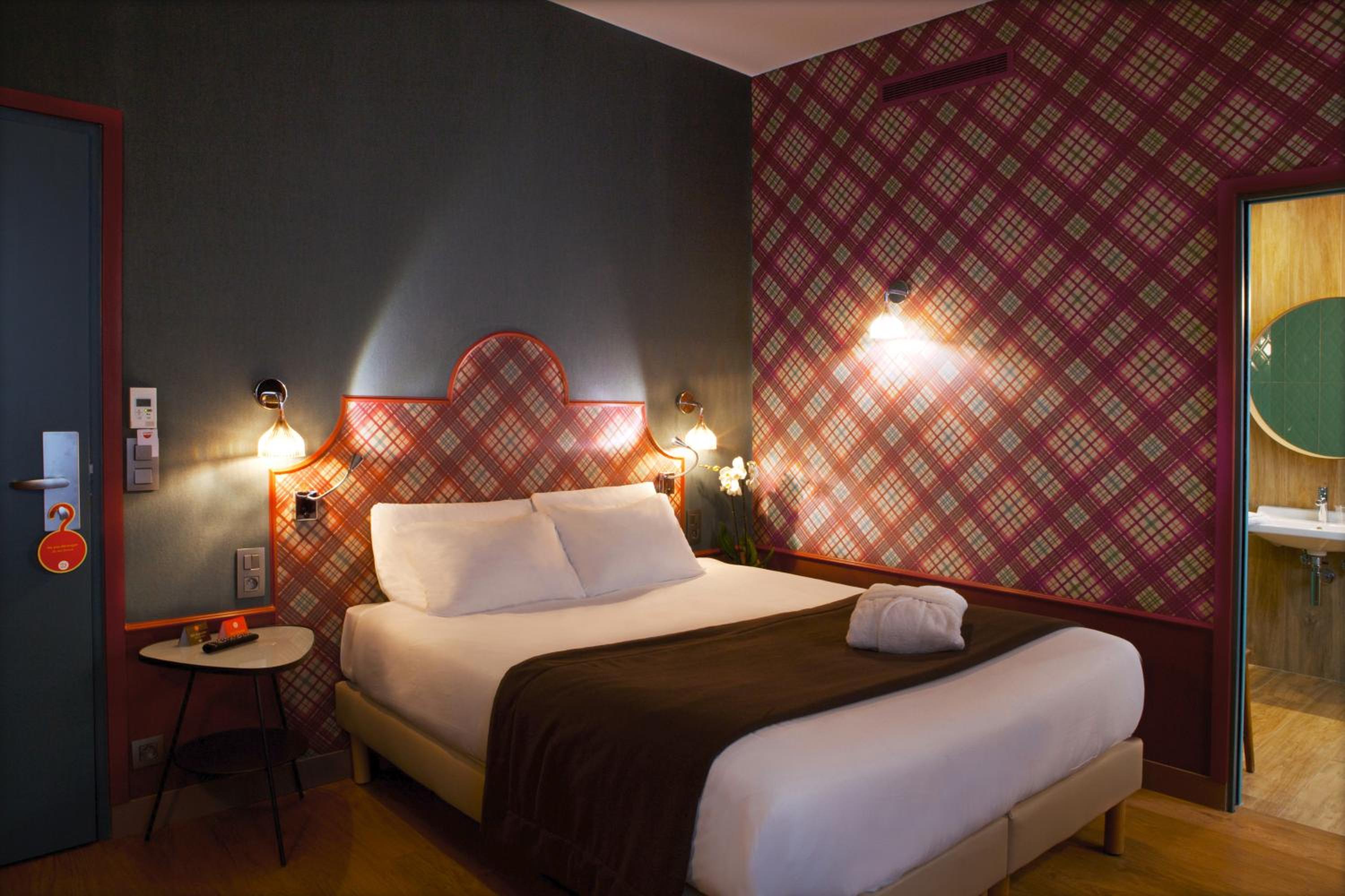 Superior Double or Twin Room - Photo 2