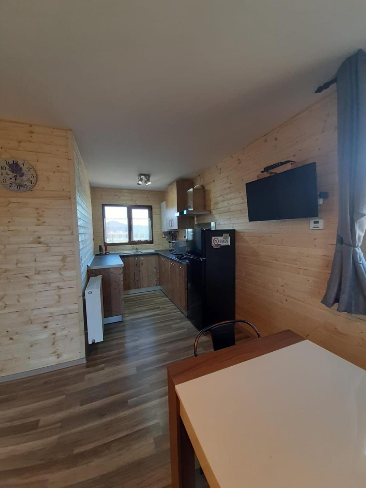 One-Bedroom House photo 2