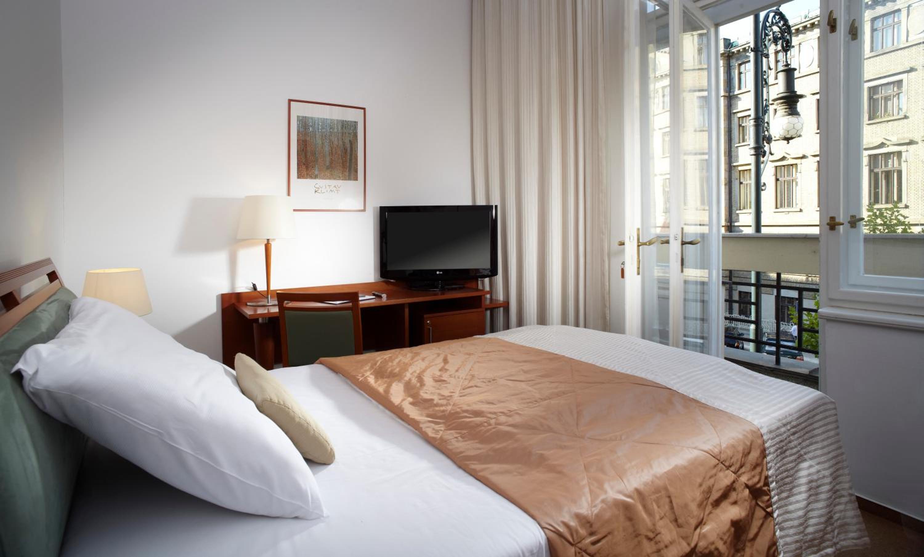 Standard Single Room
