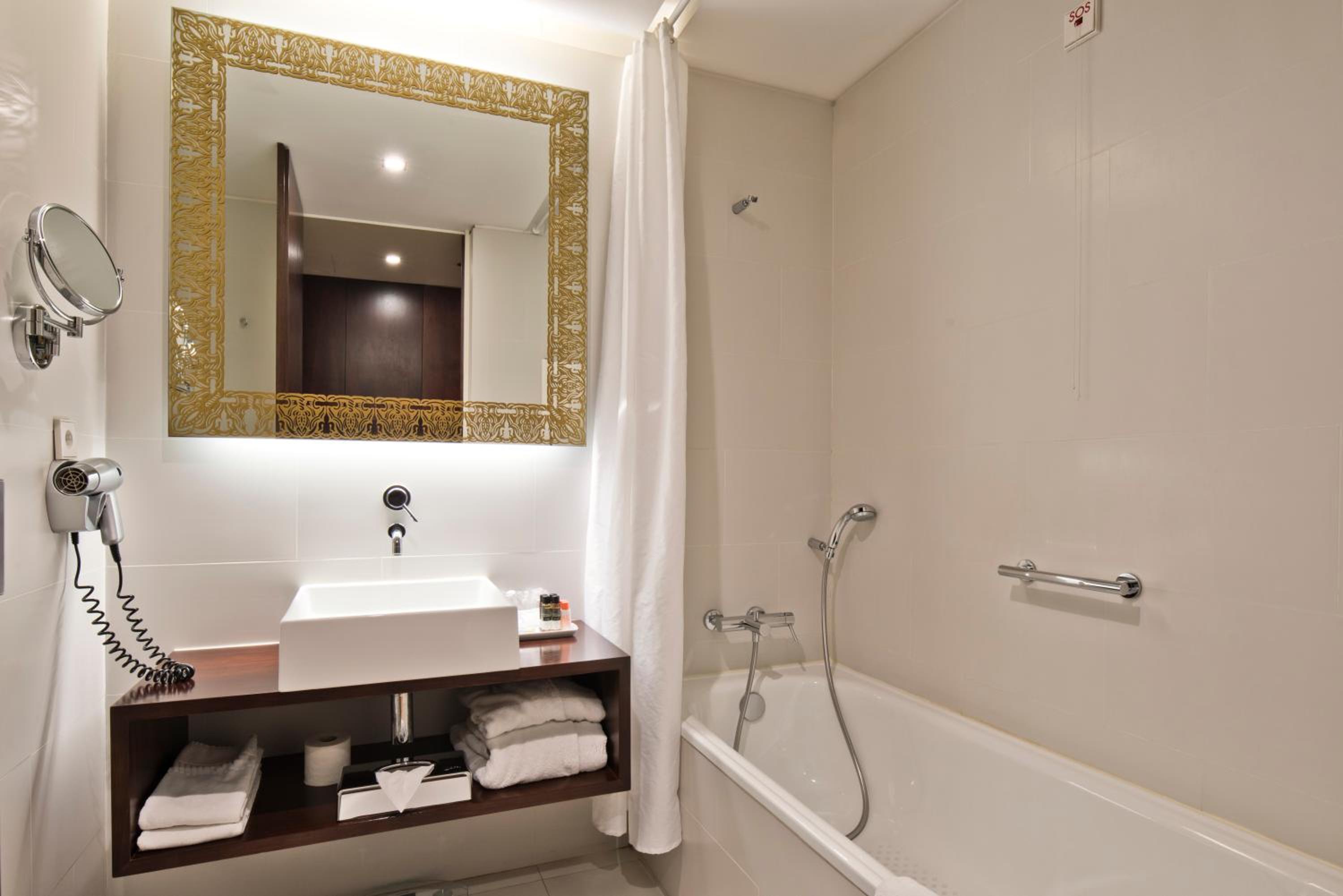 Superior Double Room - Photo 17