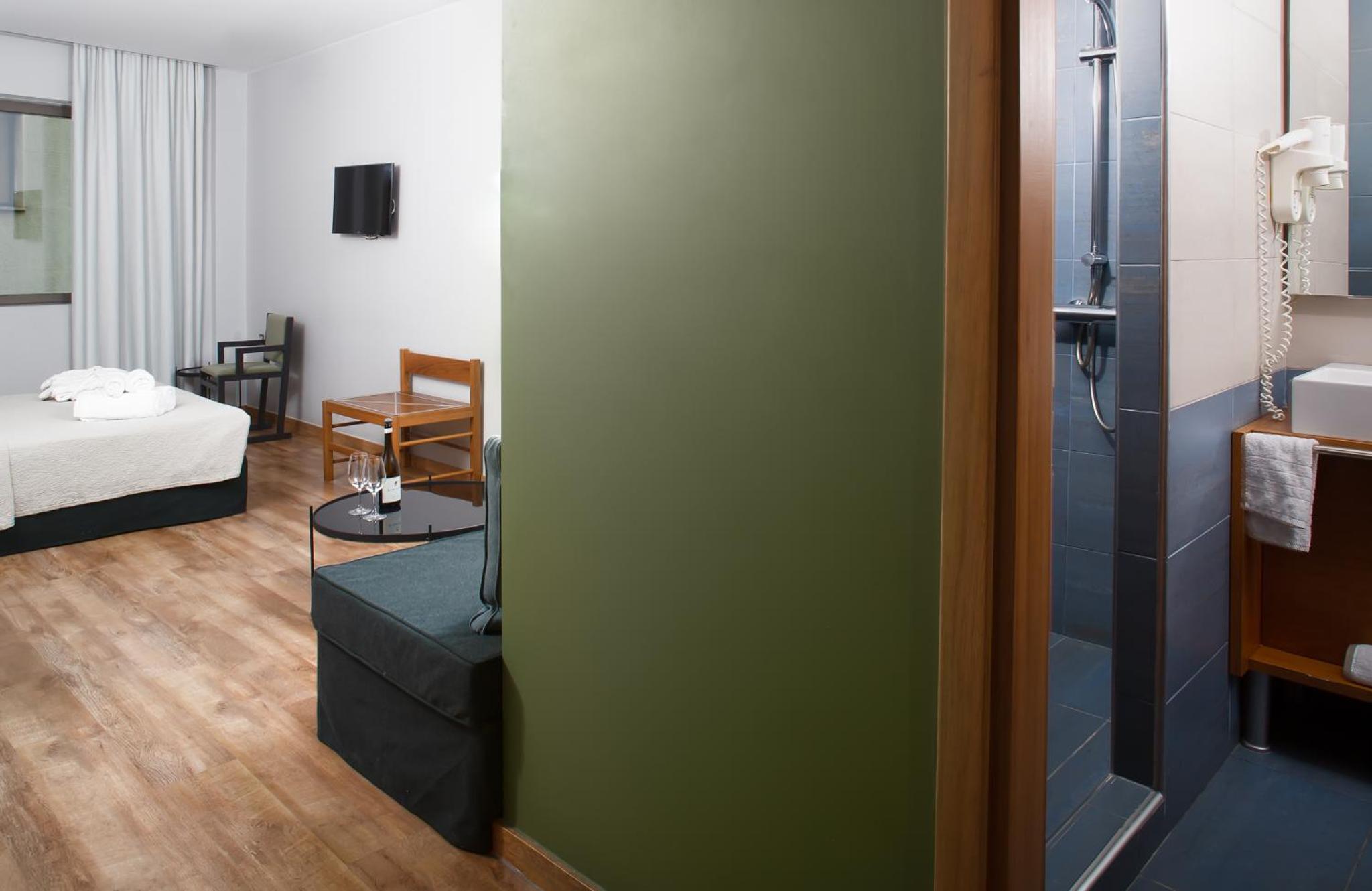 Standard Triple Room photo 3