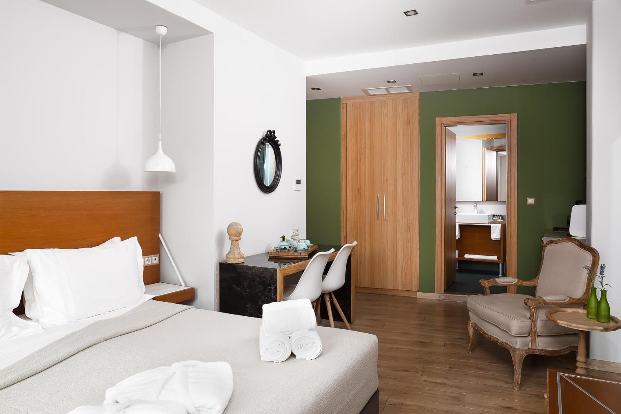 Deluxe Double Room with Acropolis View photo 3