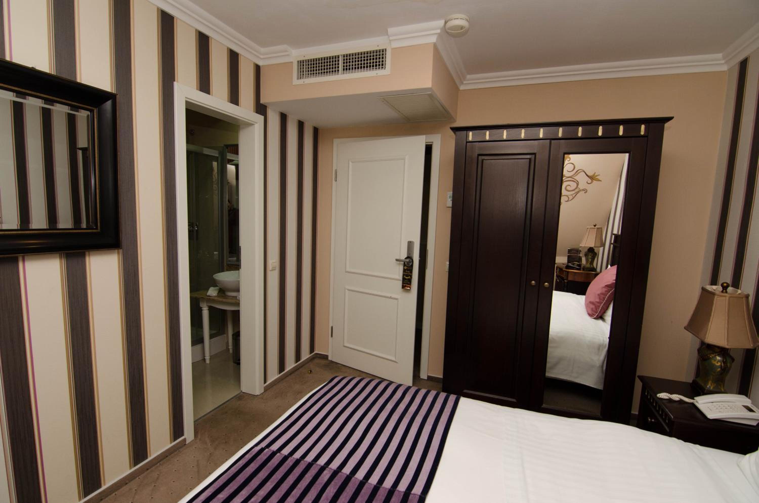 Standard Double Room photo 1