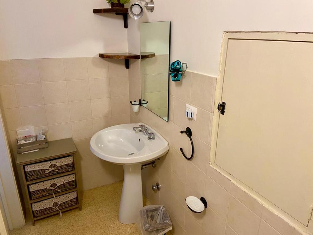 Deluxe Twin Room - Photo 20
