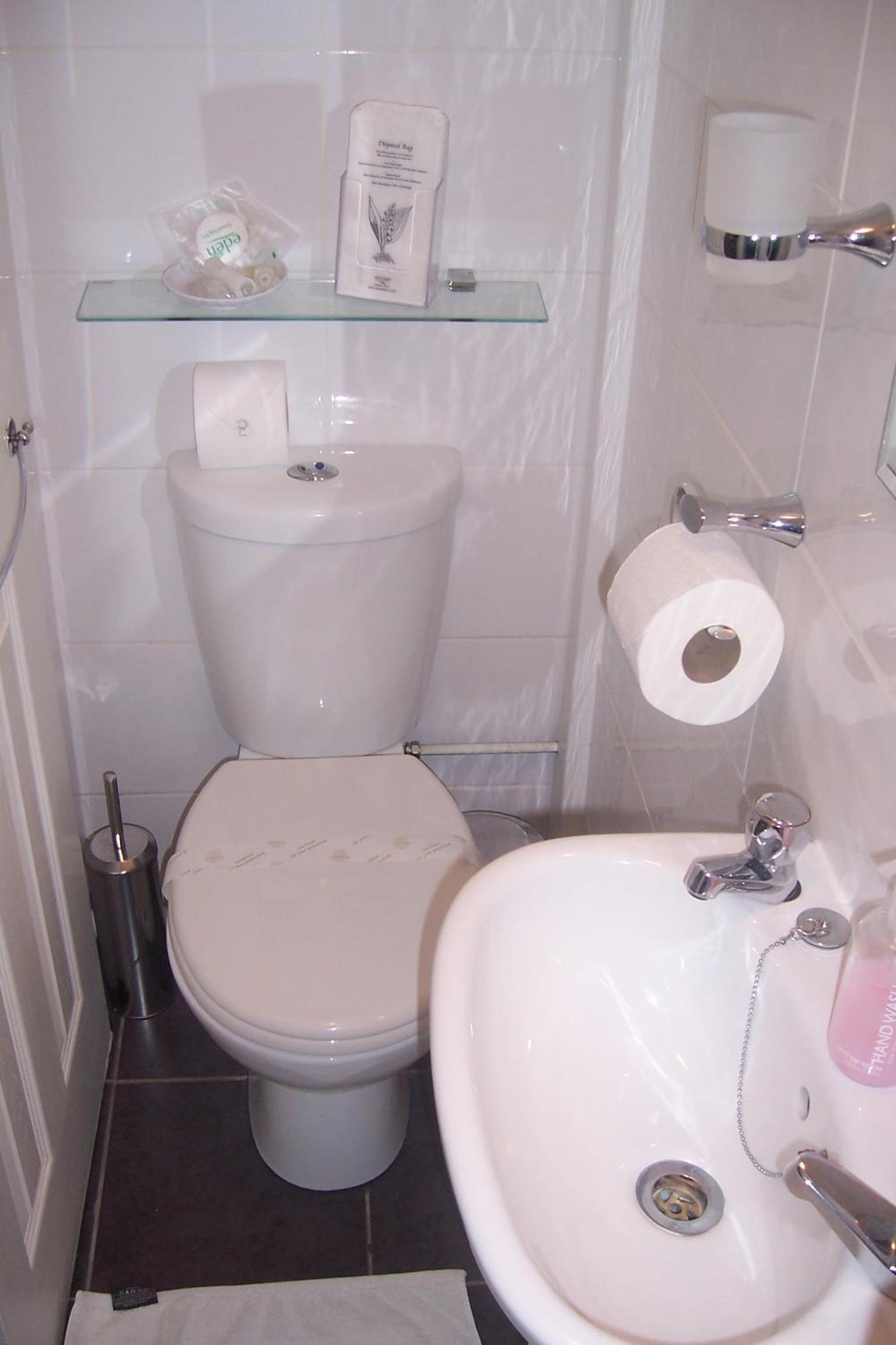 Double Room - First Floor photo 2
