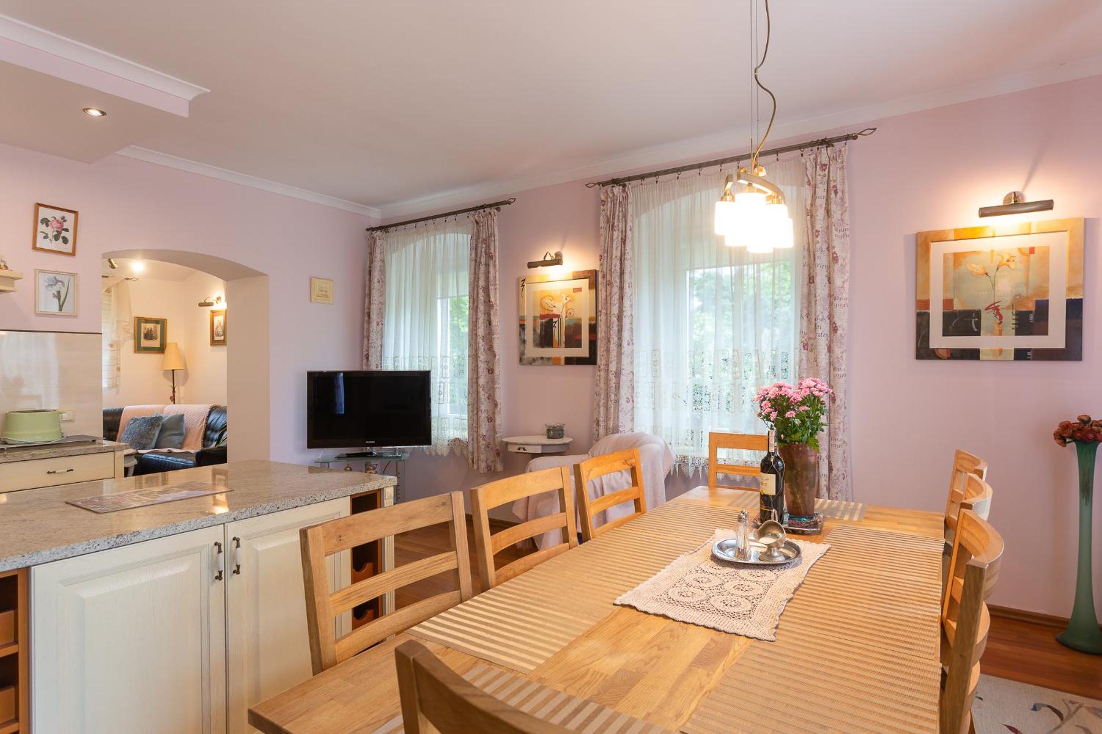 Four-Bedroom House photo 2