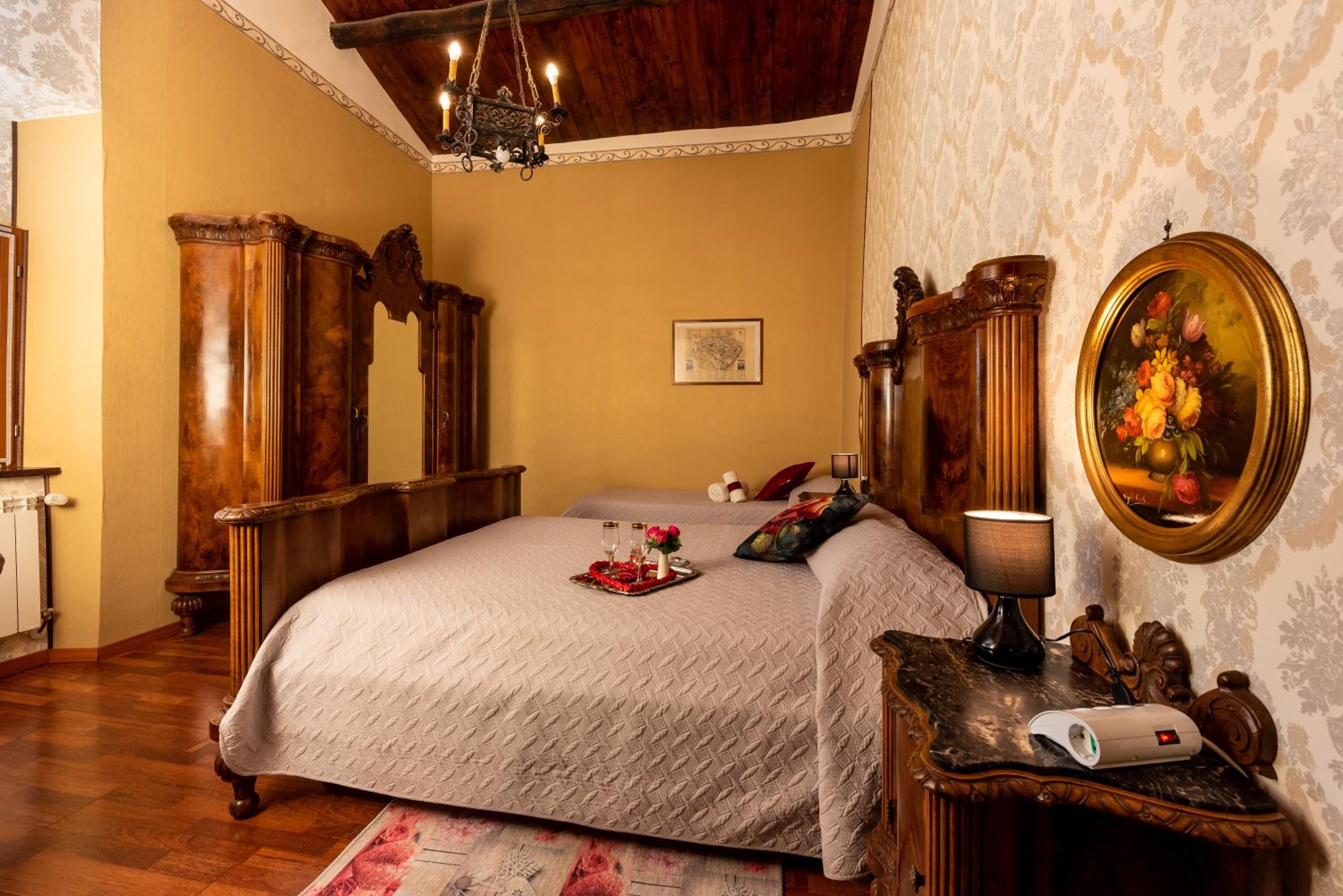 Queen Room - Photo 1