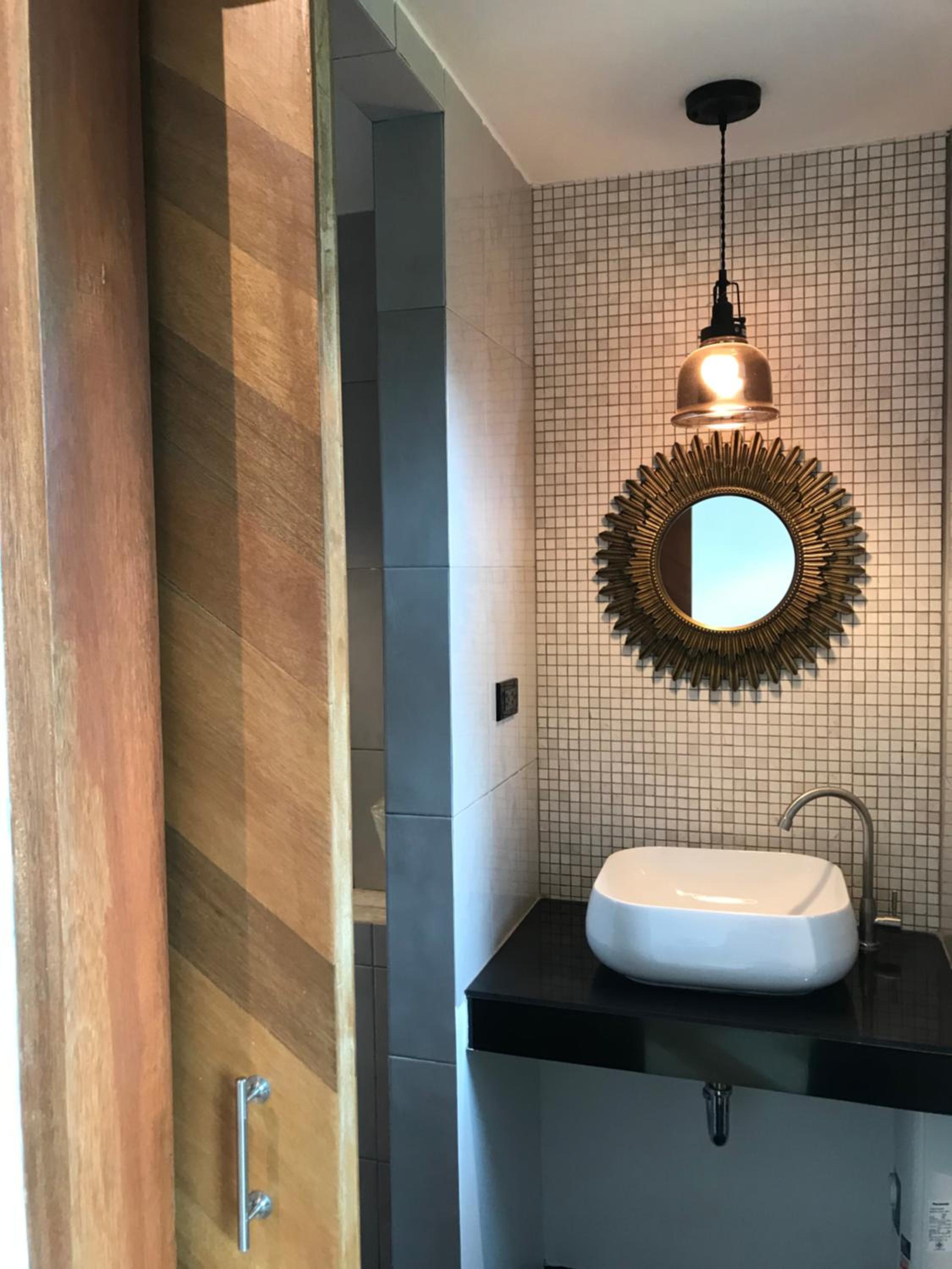 Superior King Room - Photo 17