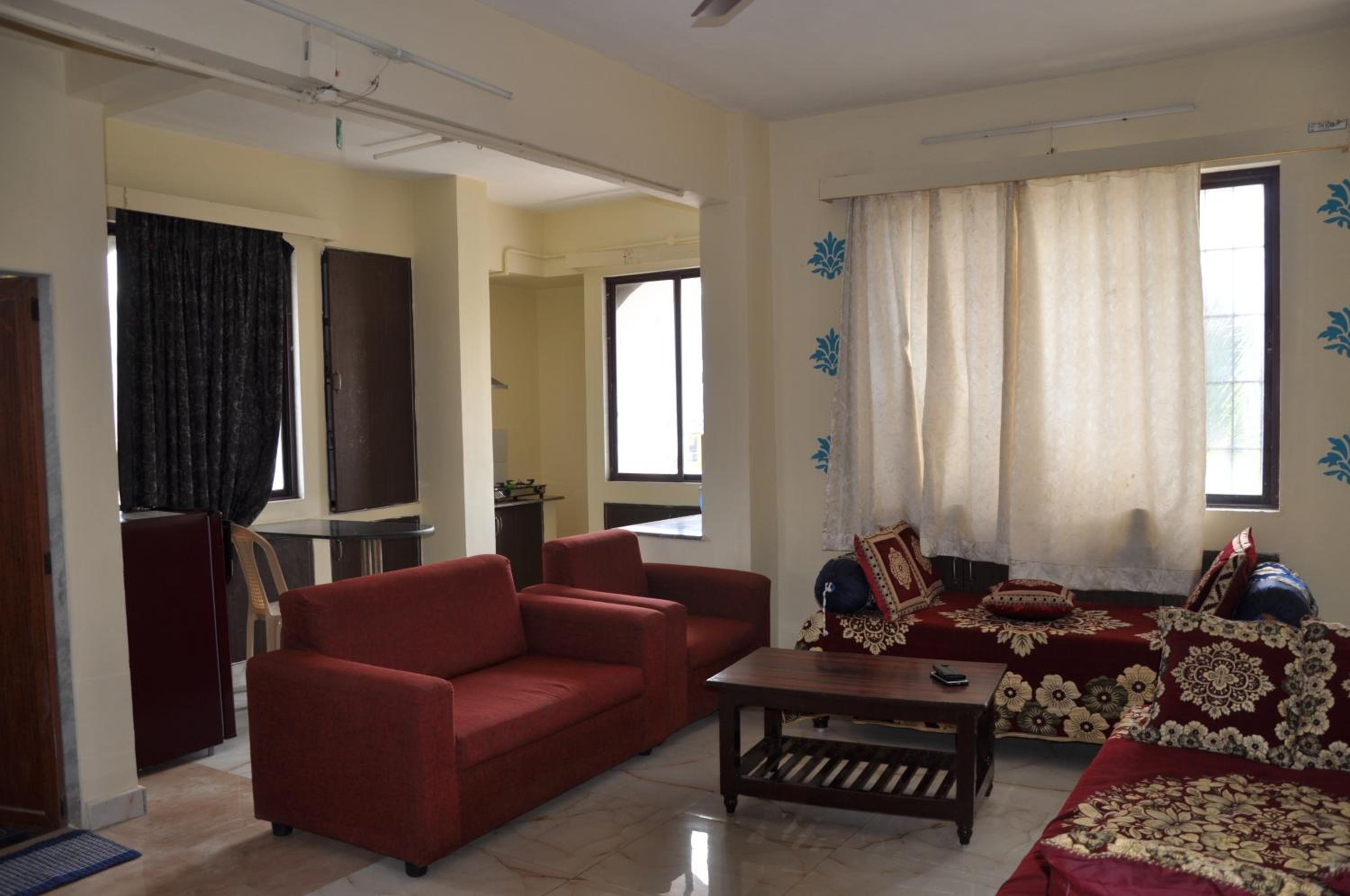 One-Bedroom Apartment AC - Photo 4