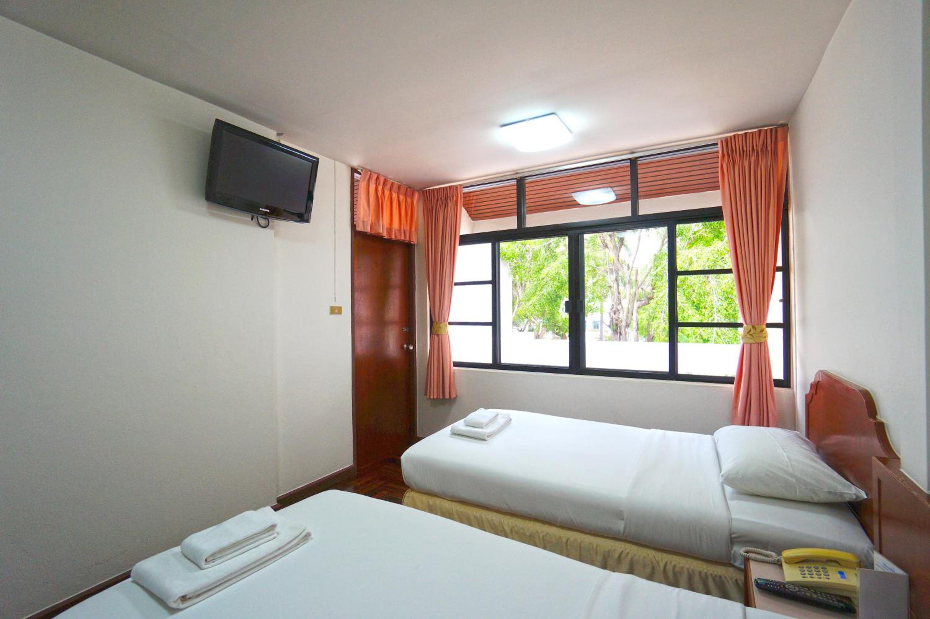 Two-Bedroom Townhouse - Garden View