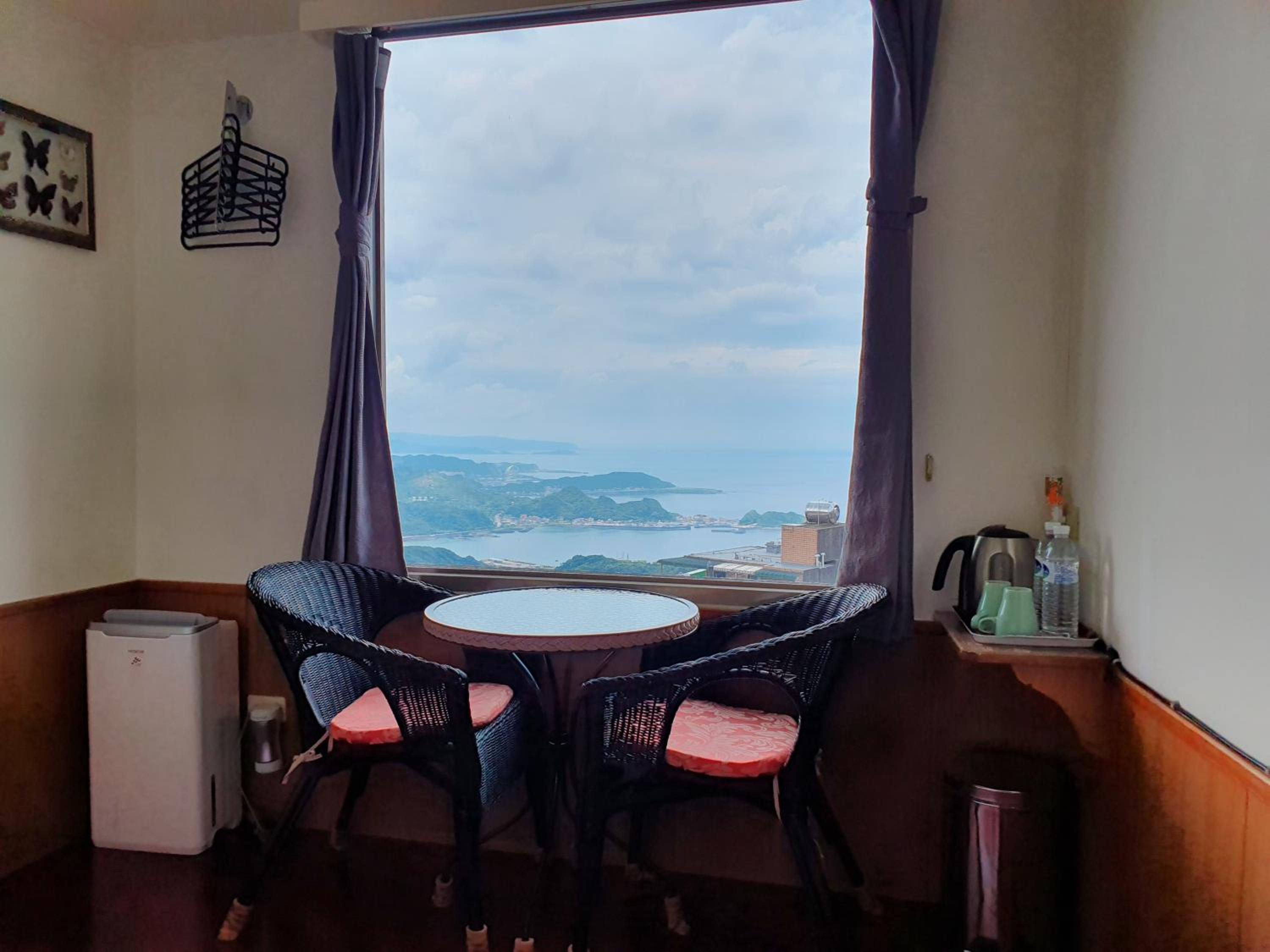 Double Room with Sea View - Photo 2