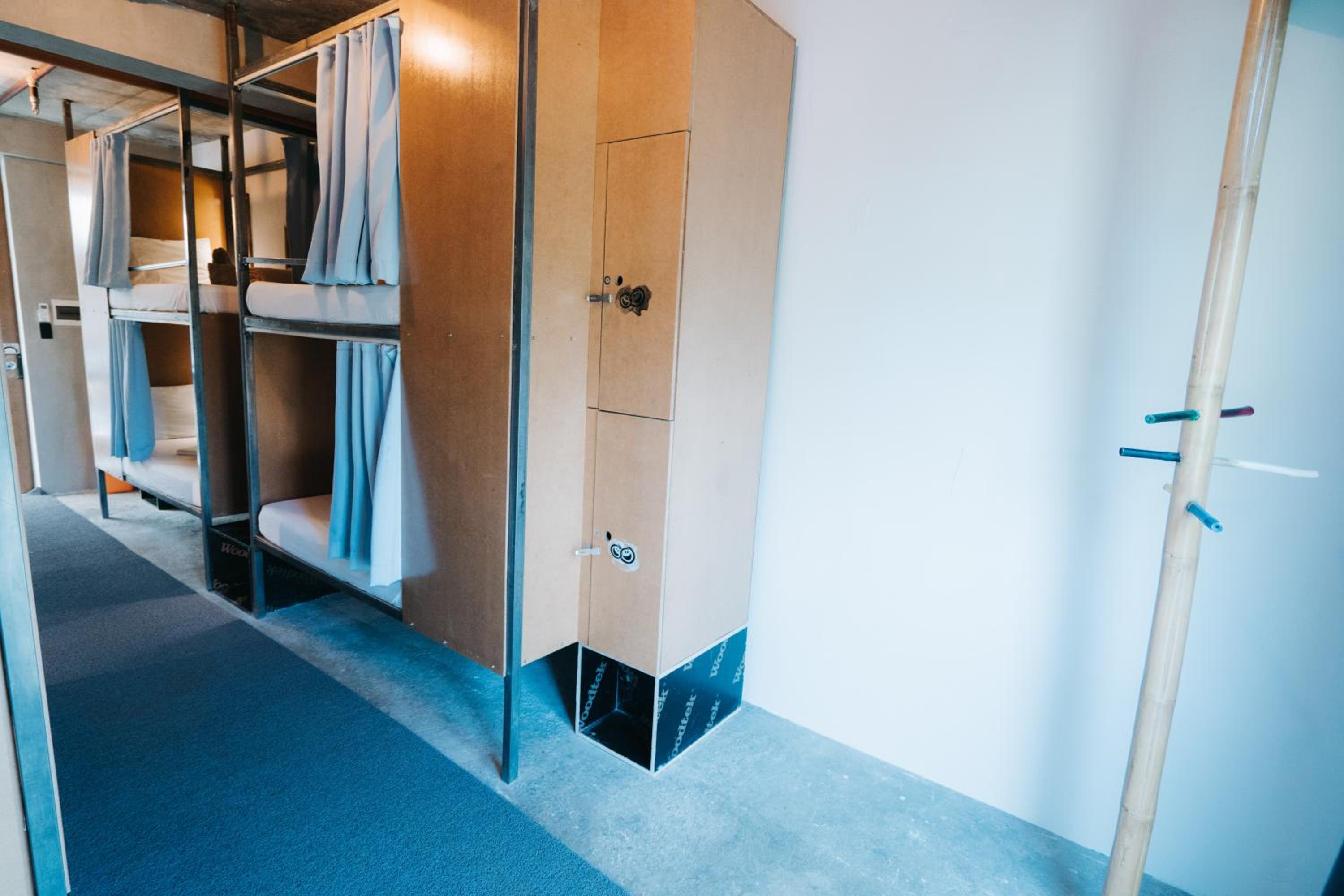 Bed in 6-Bed Mixed Dormitory Room photo 2