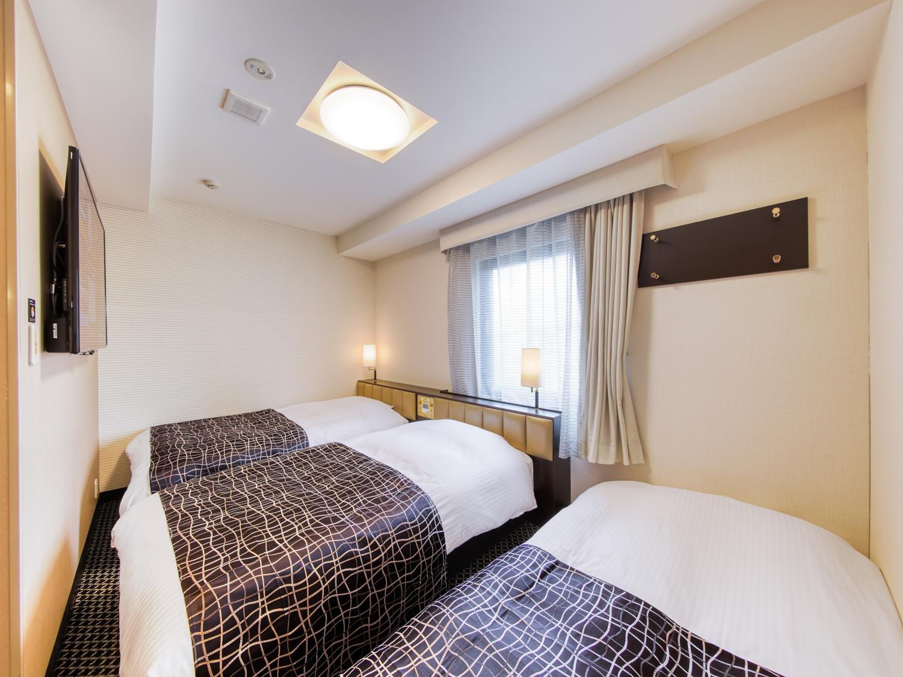 Triple Room - Non-Smoking