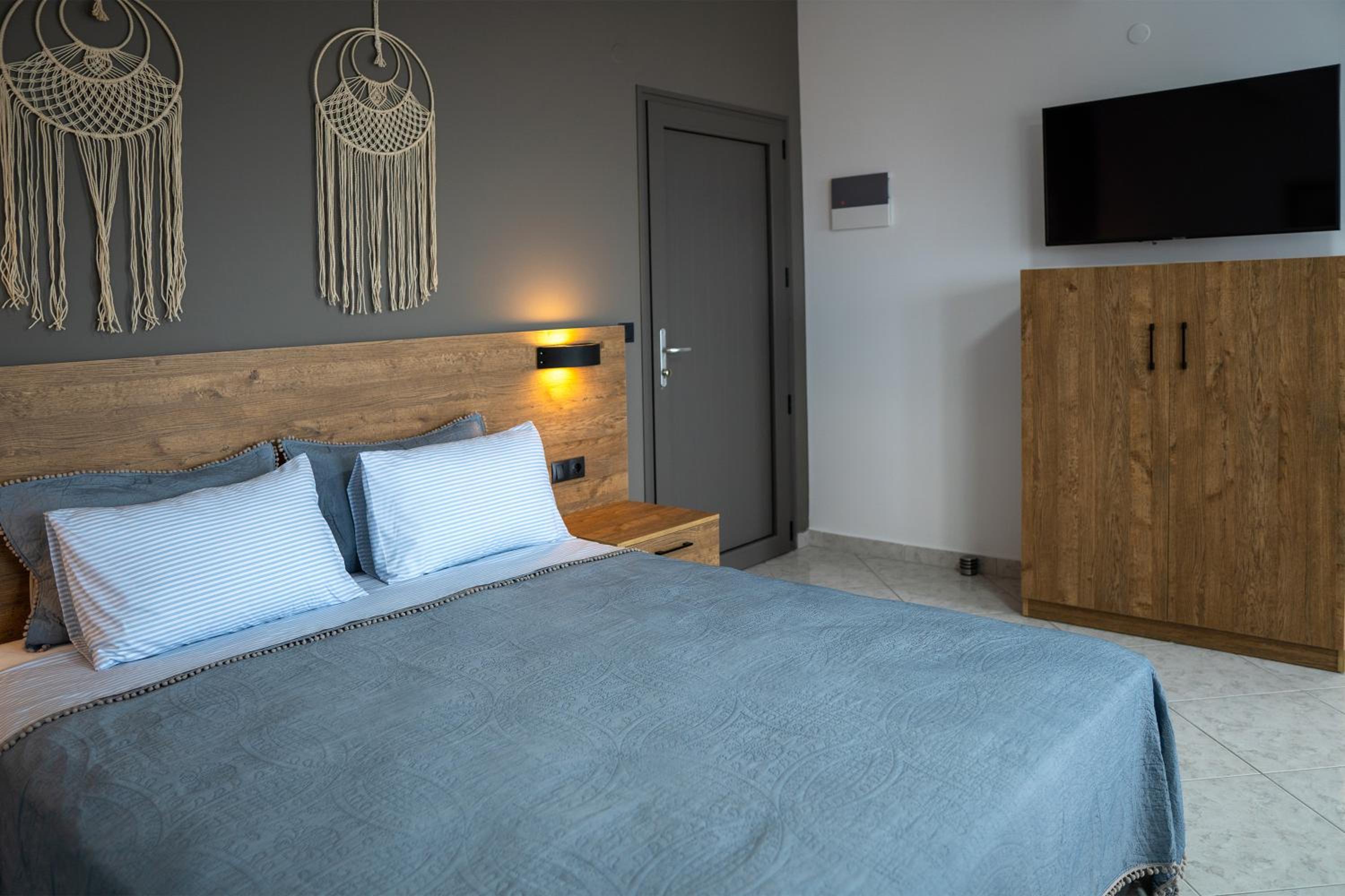 Deluxe Studio photo 2