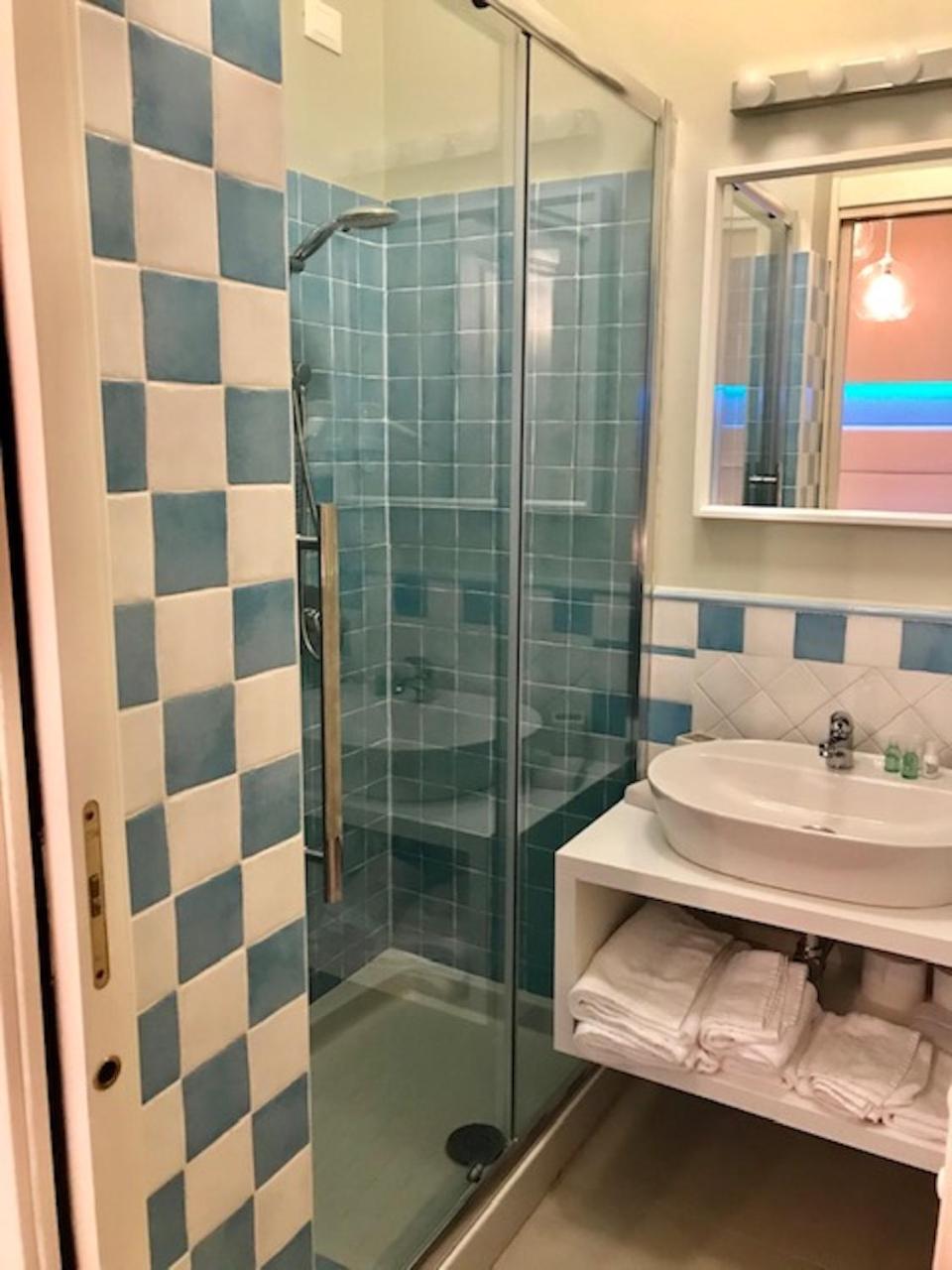 Deluxe Double Room - Photo 5