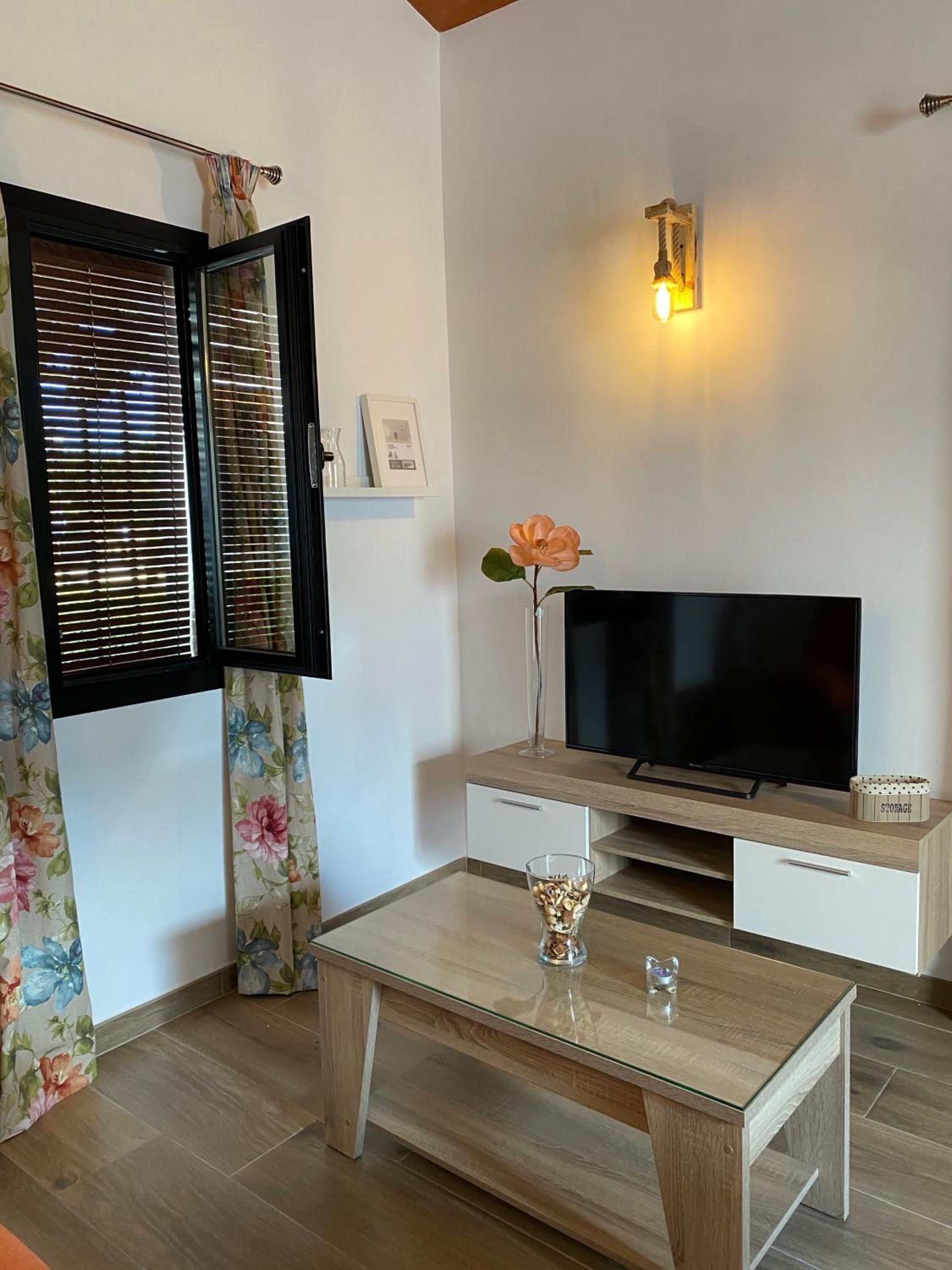 Two-Bedroom Bungalow - Photo 1