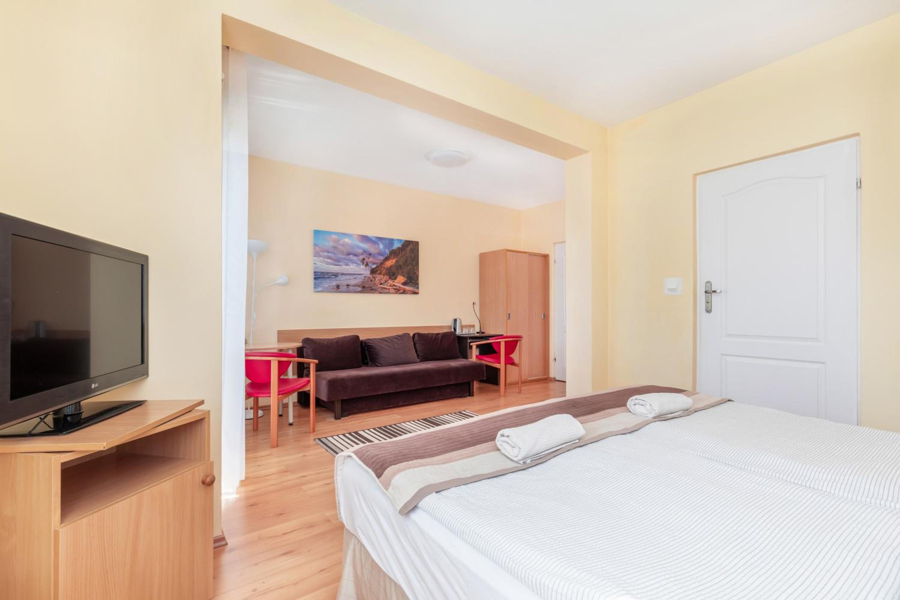 Superior Double or Twin Room with Balcony photo 3