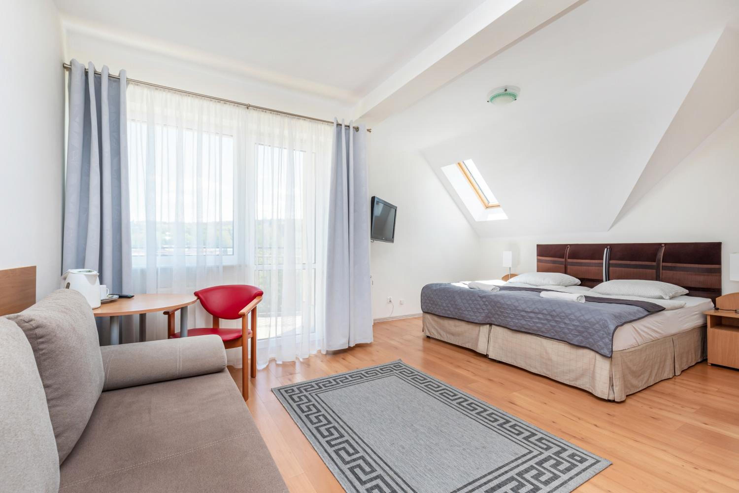 Superior Triple Room with Balcony photo 2